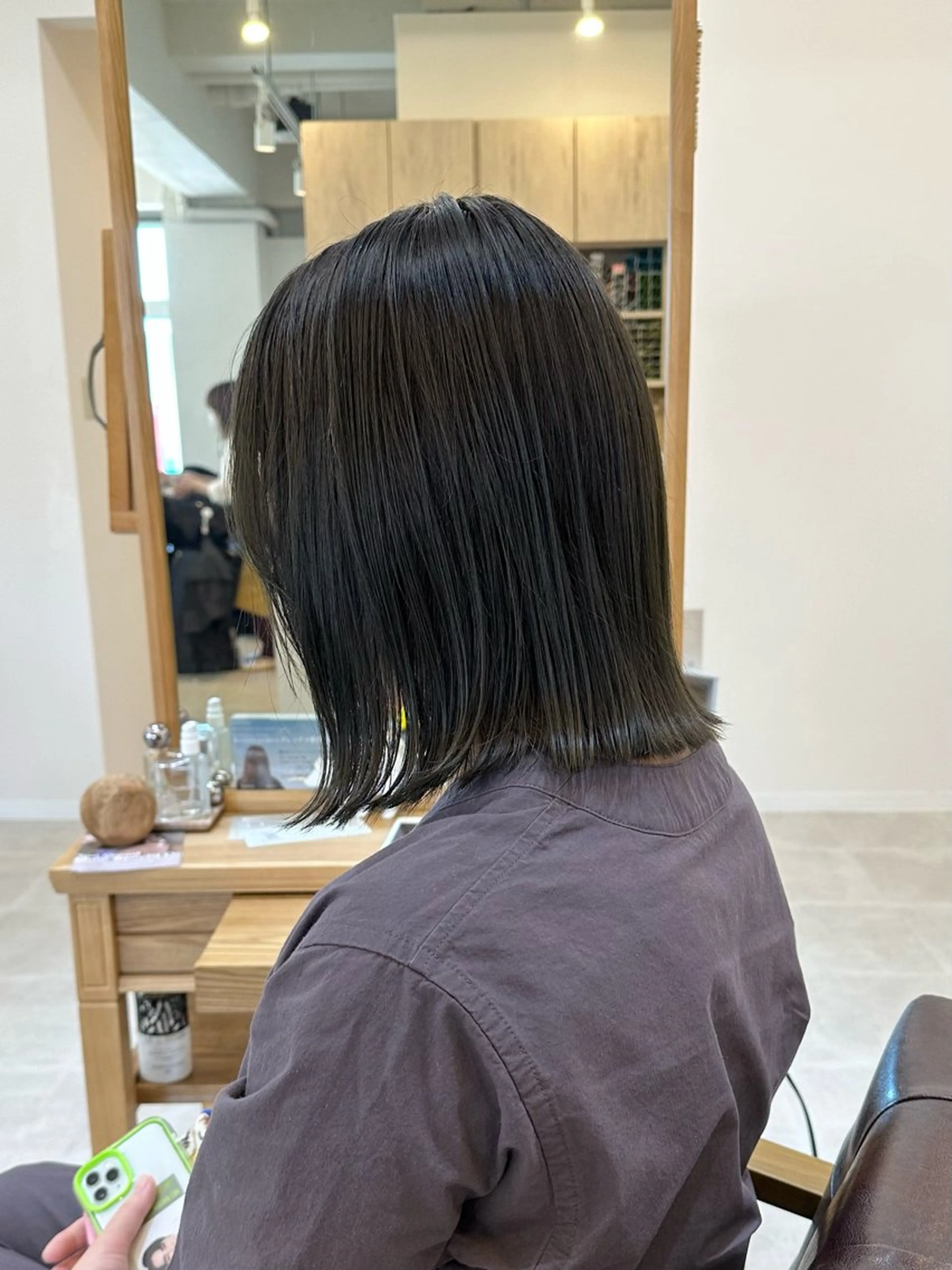 ミディアム カラー オリーブカラー カット トリートメント 吉田 浩太郎のヘアスタイル