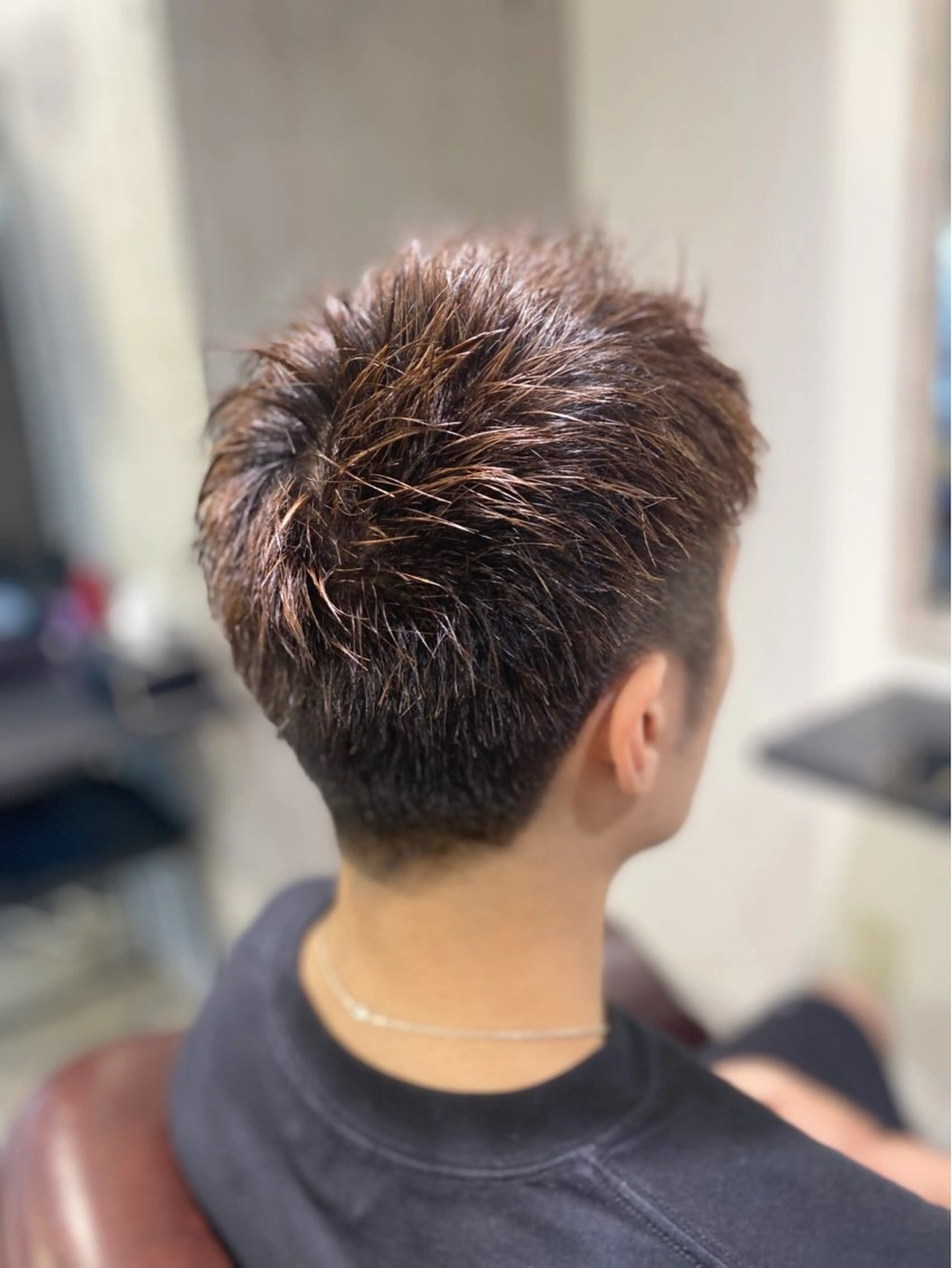 メンズ 根本 真奈のヘアスタイル