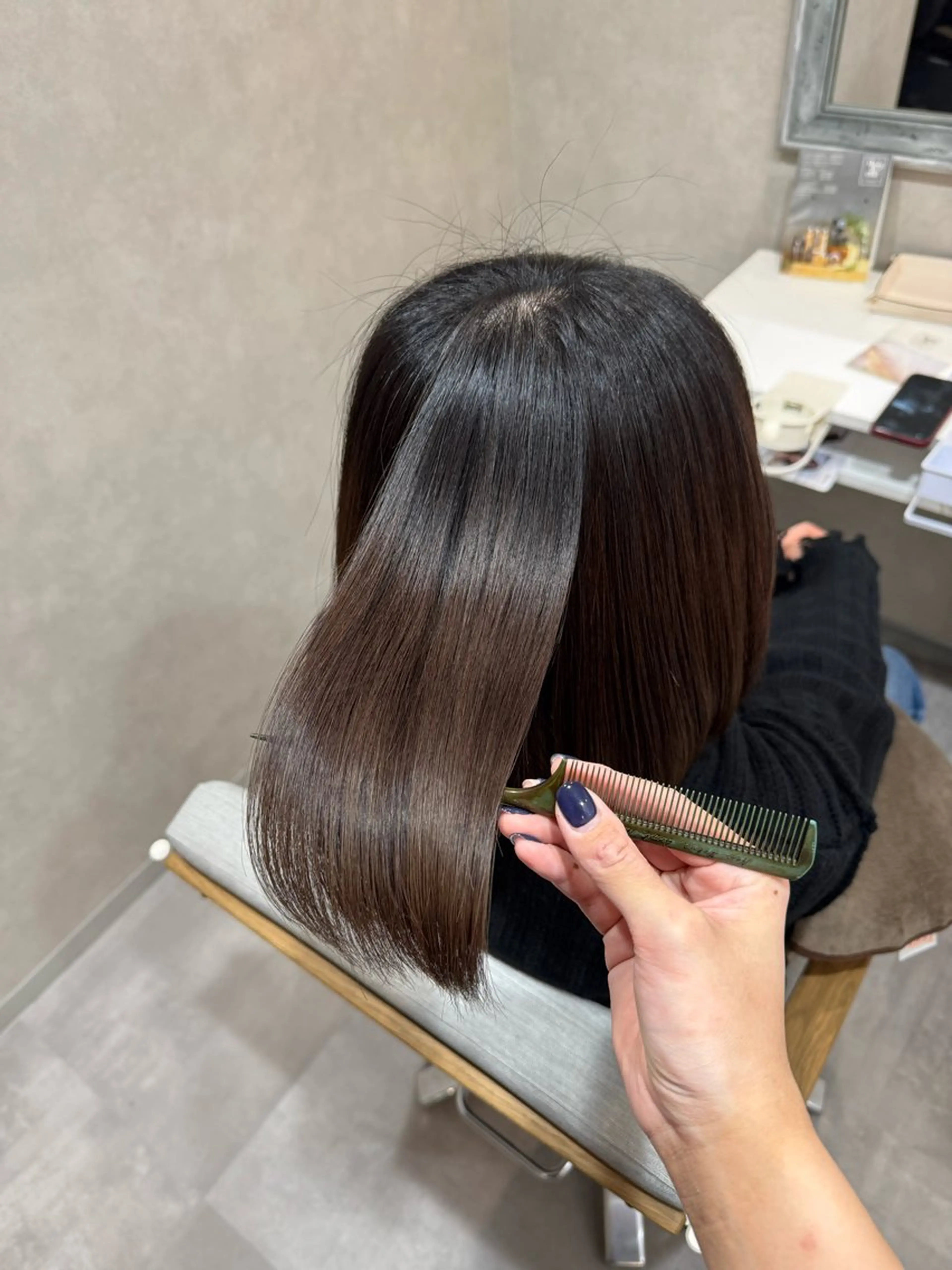 ショート トリートメント ヘッドスパ 艶髪/白髪ぼかし ヘッドスパ/大野結菜のヘアスタイル