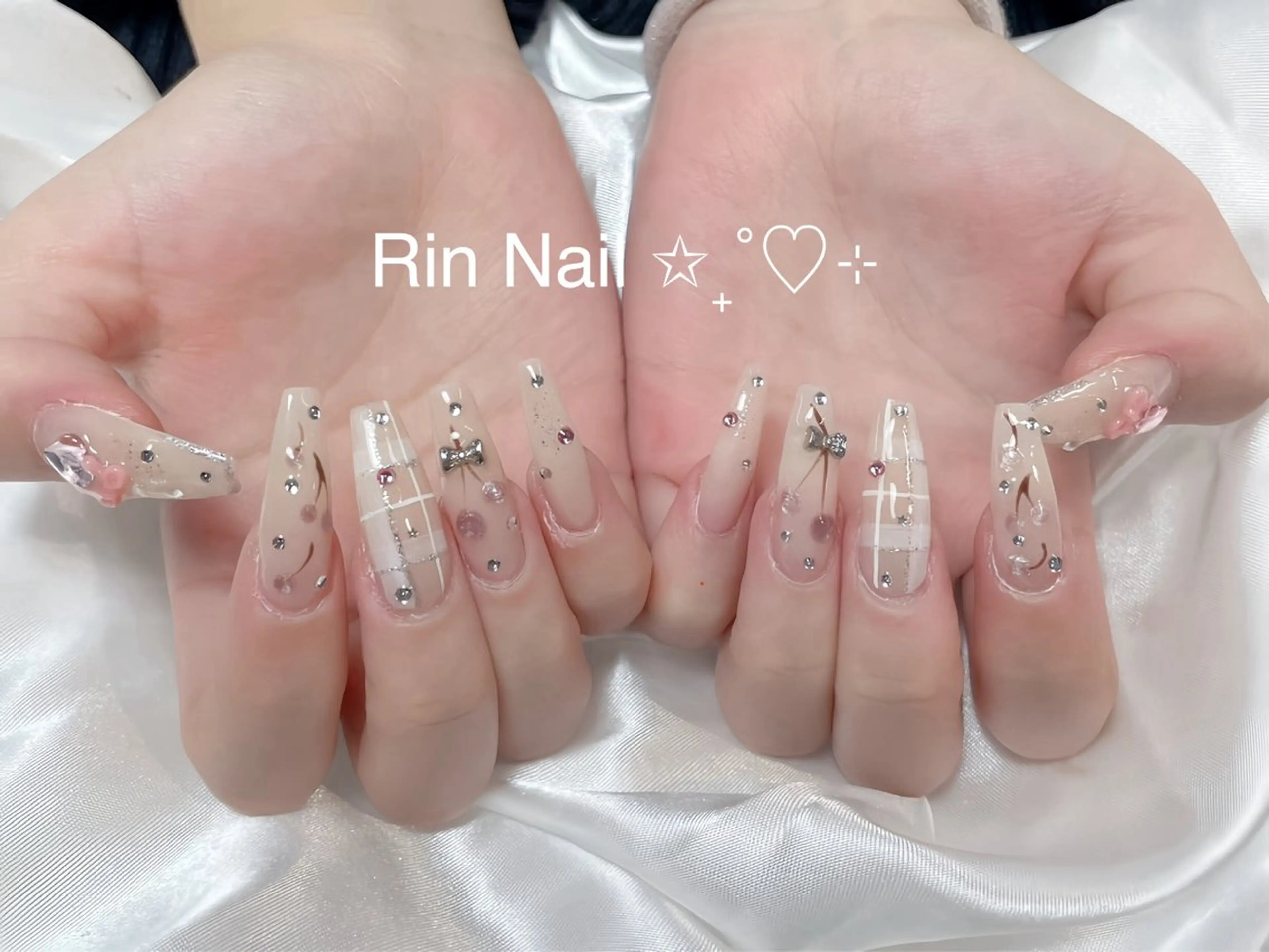 ネイル アートネイル 成人式 ロングネイル ニュアンスネイル スカルプネイル ハンドネイル Rin Nail 新大久保店のネイルデザイン