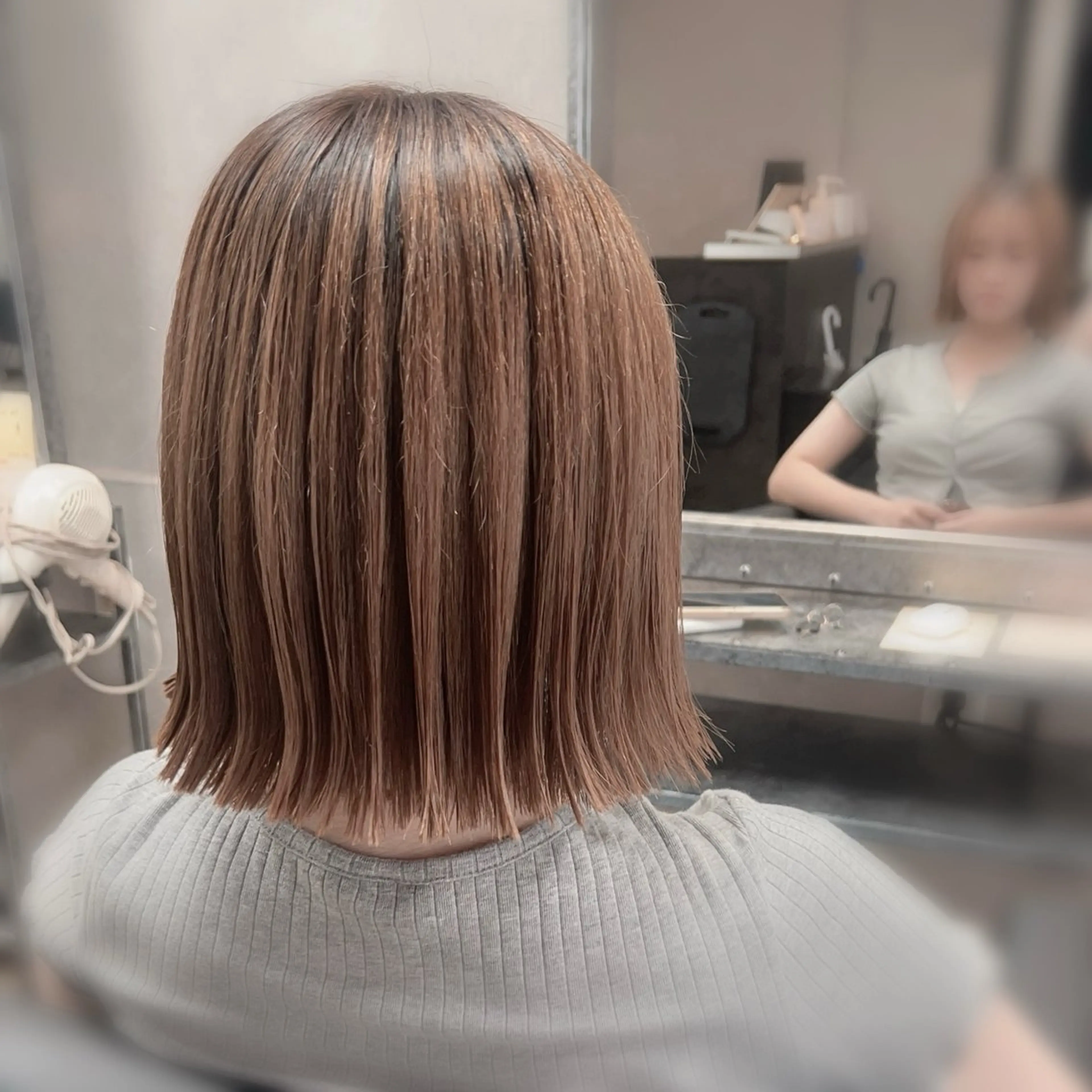 ミディアム est 🫧miyuのヘアスタイル