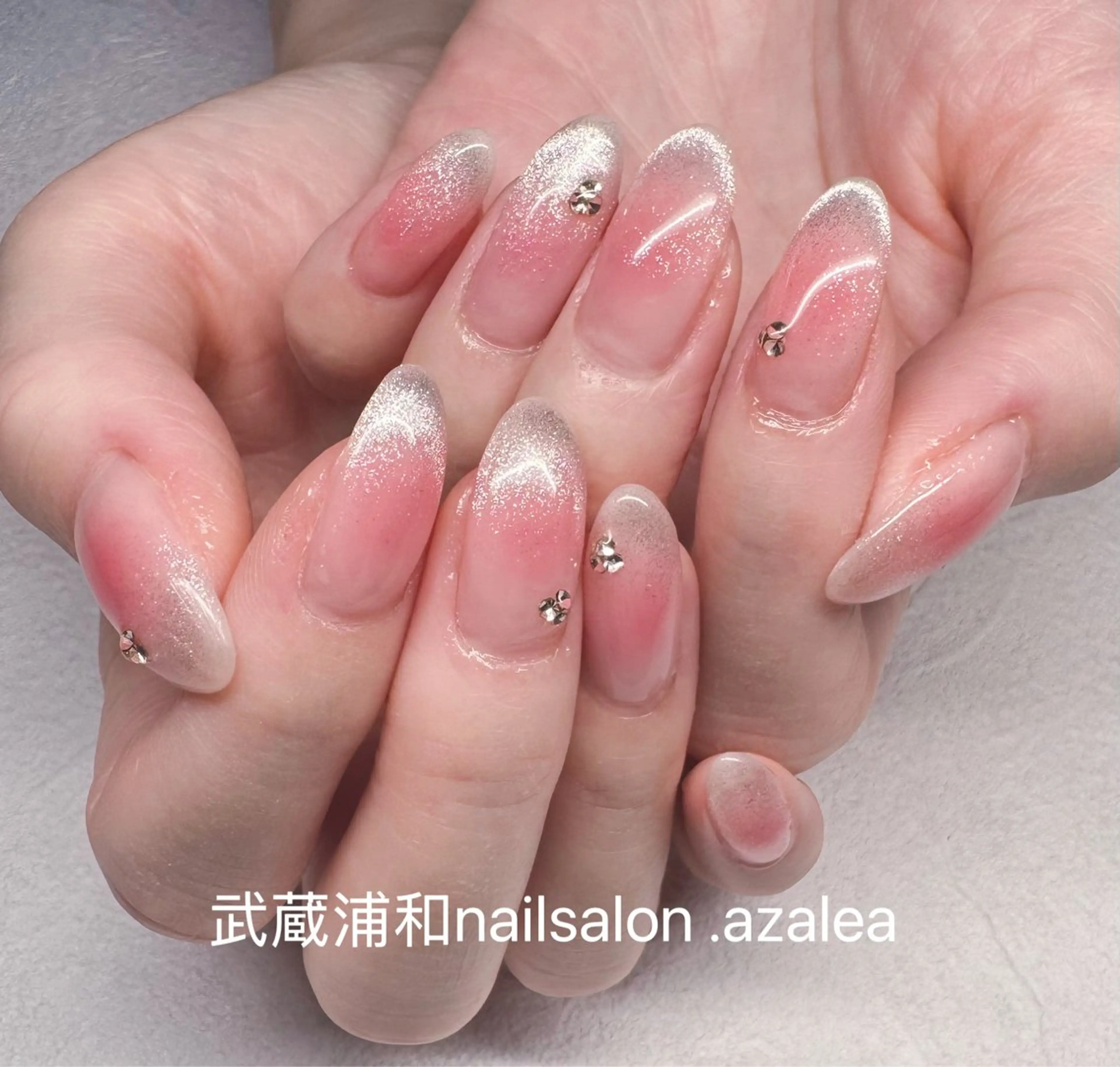 ネイル ハンドネイル R inのネイルデザイン