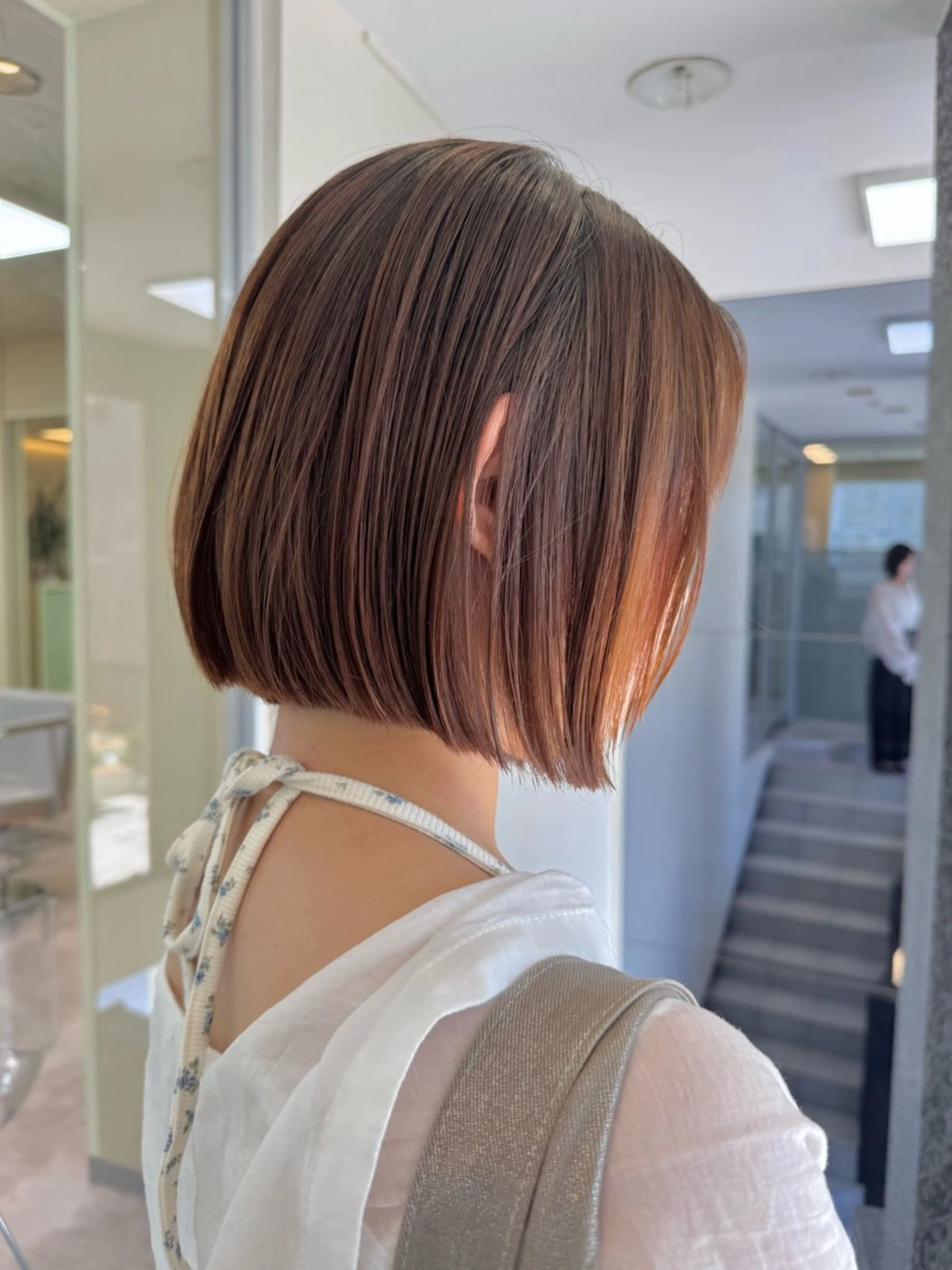 ショート カラー パーマ カット ヘアカラー ナチュラルに目を惹く デザイン/KOHNOのヘアスタイル