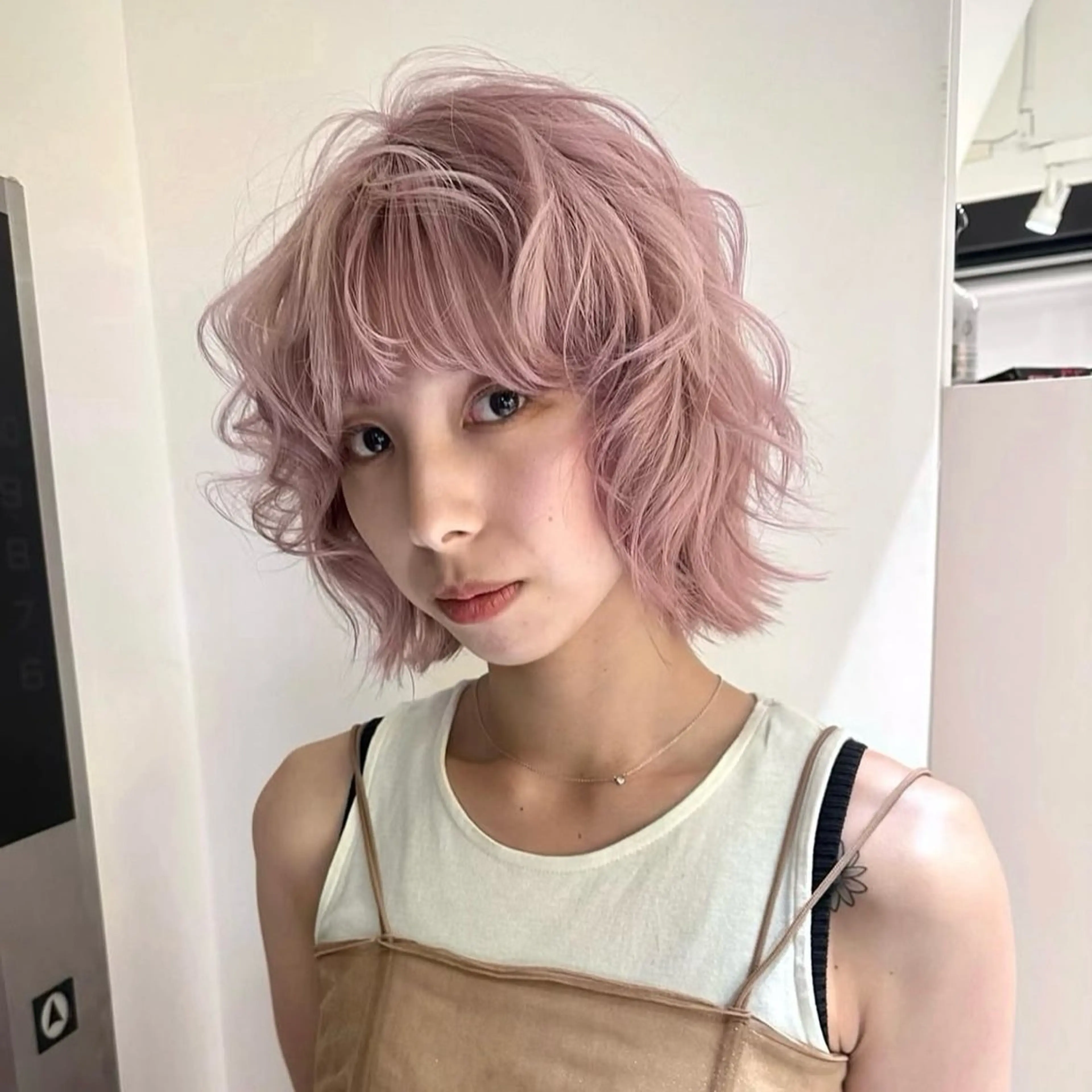 ミディアム カラー ブリーチ ピンクカラー ボブ 🪽デザインカラー/ ブリーチ/陽向🪽のヘアスタイル