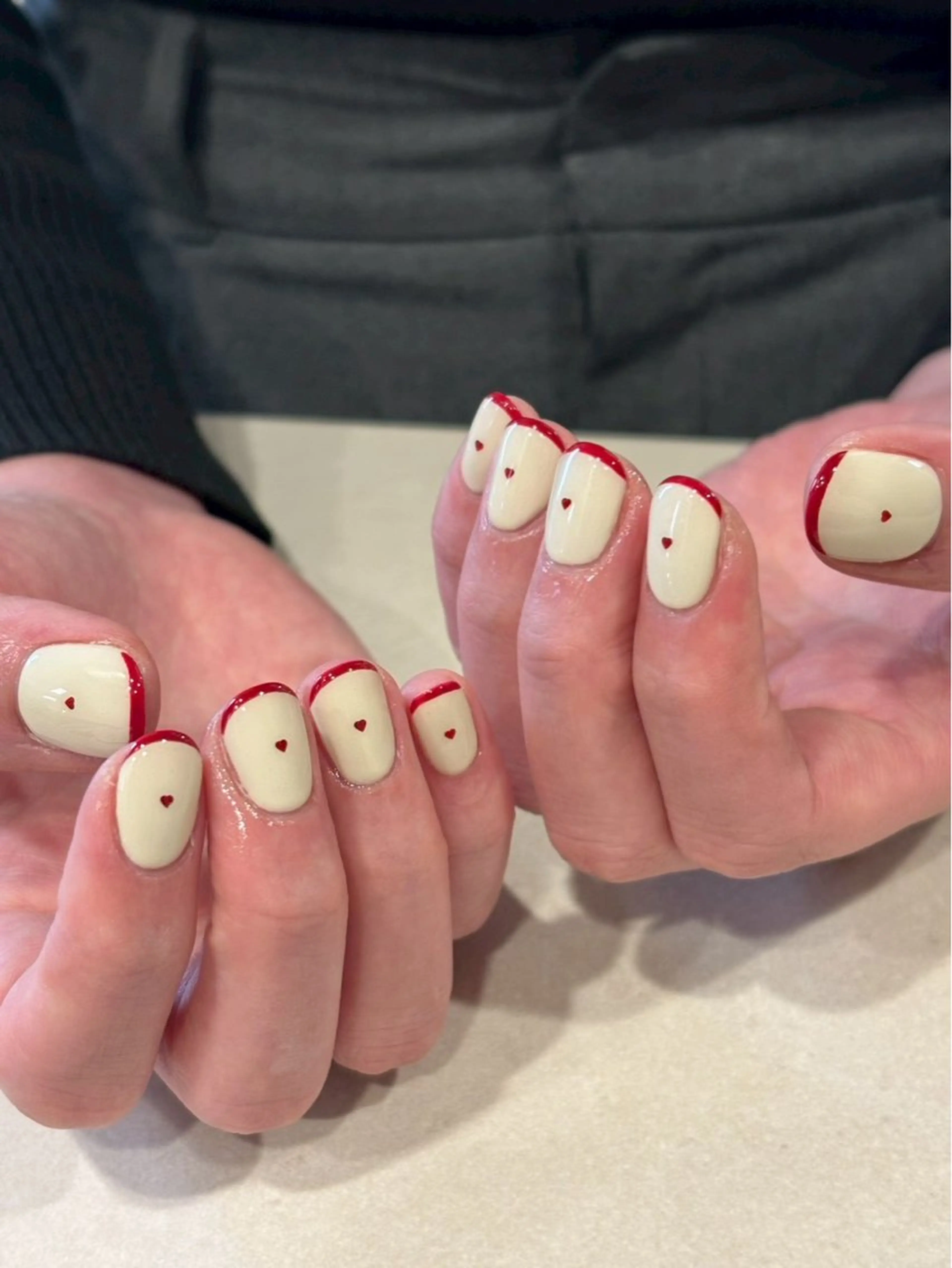 ネイル フレンチネイル ハート ハンドネイル iconail 下北沢 NONのネイルデザイン
