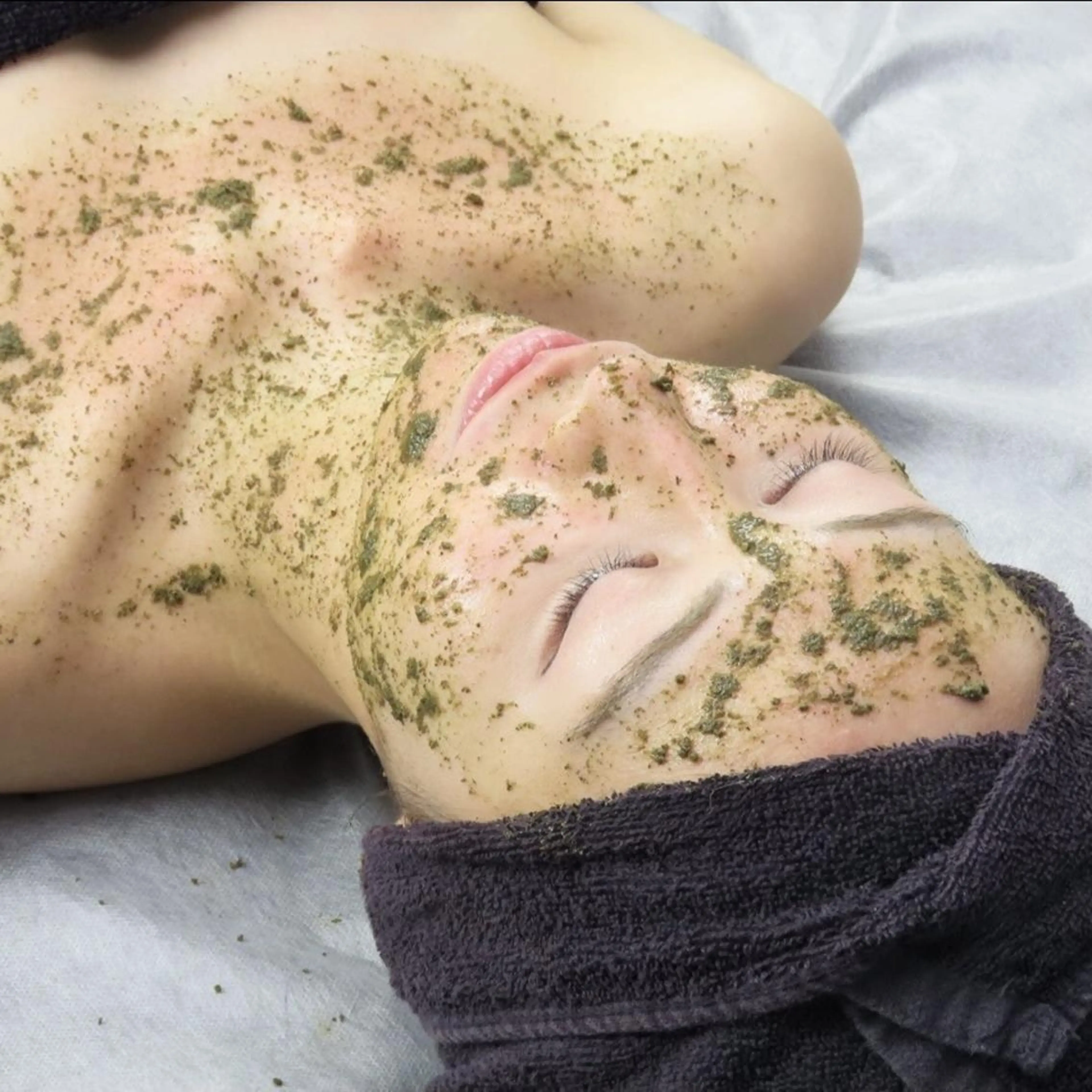 🖤人気NO2🖤REVI 陶肌ハーブピーリング(お顔~デコルテ) 贅沢3g!4,400円分のOPプレゼント!メンズにもの写真