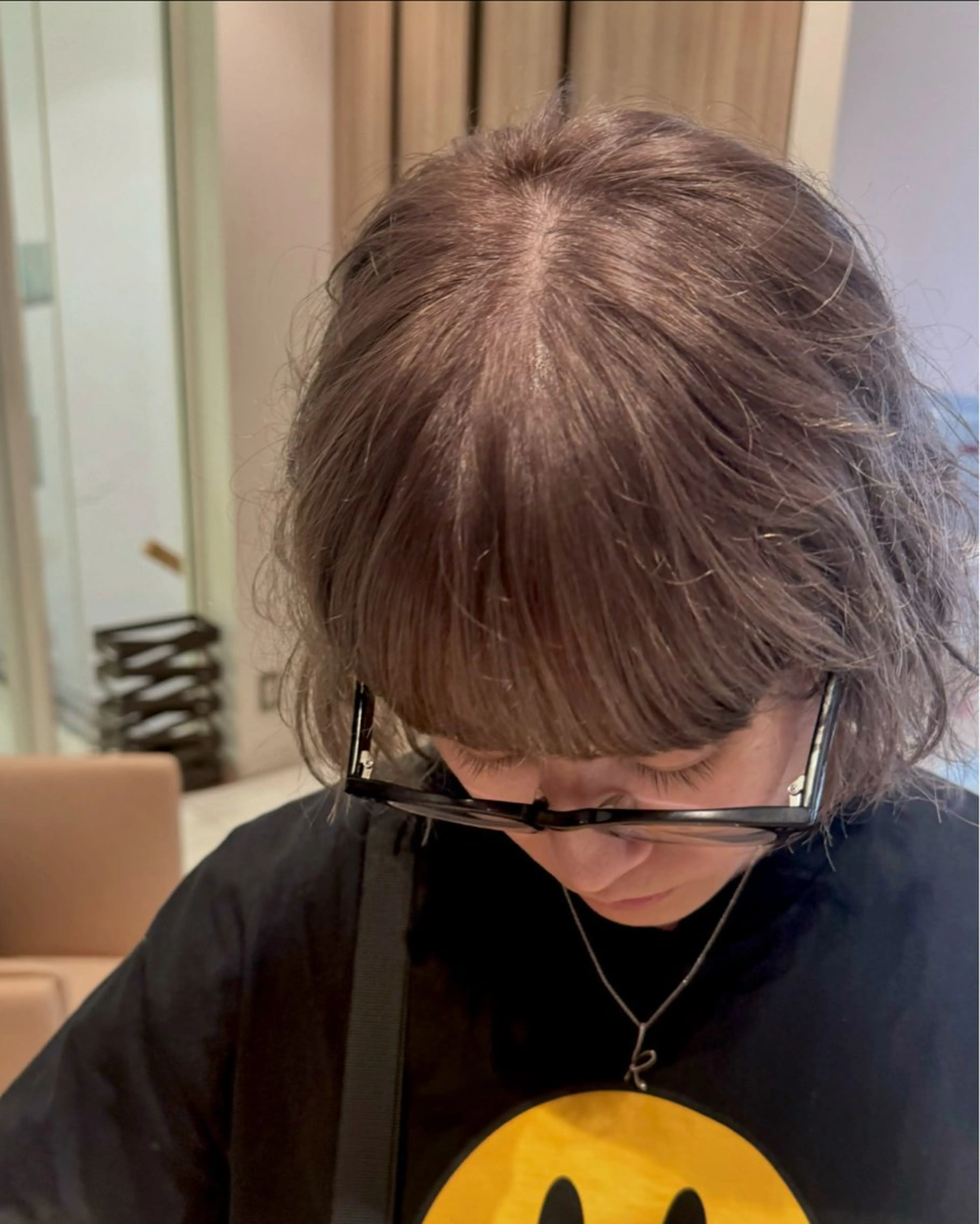 ショート アッシュ パープルカラー ヘアカラー トリートメント 当日予約🆗✂︎ ウエモト　タクのヘアスタイル