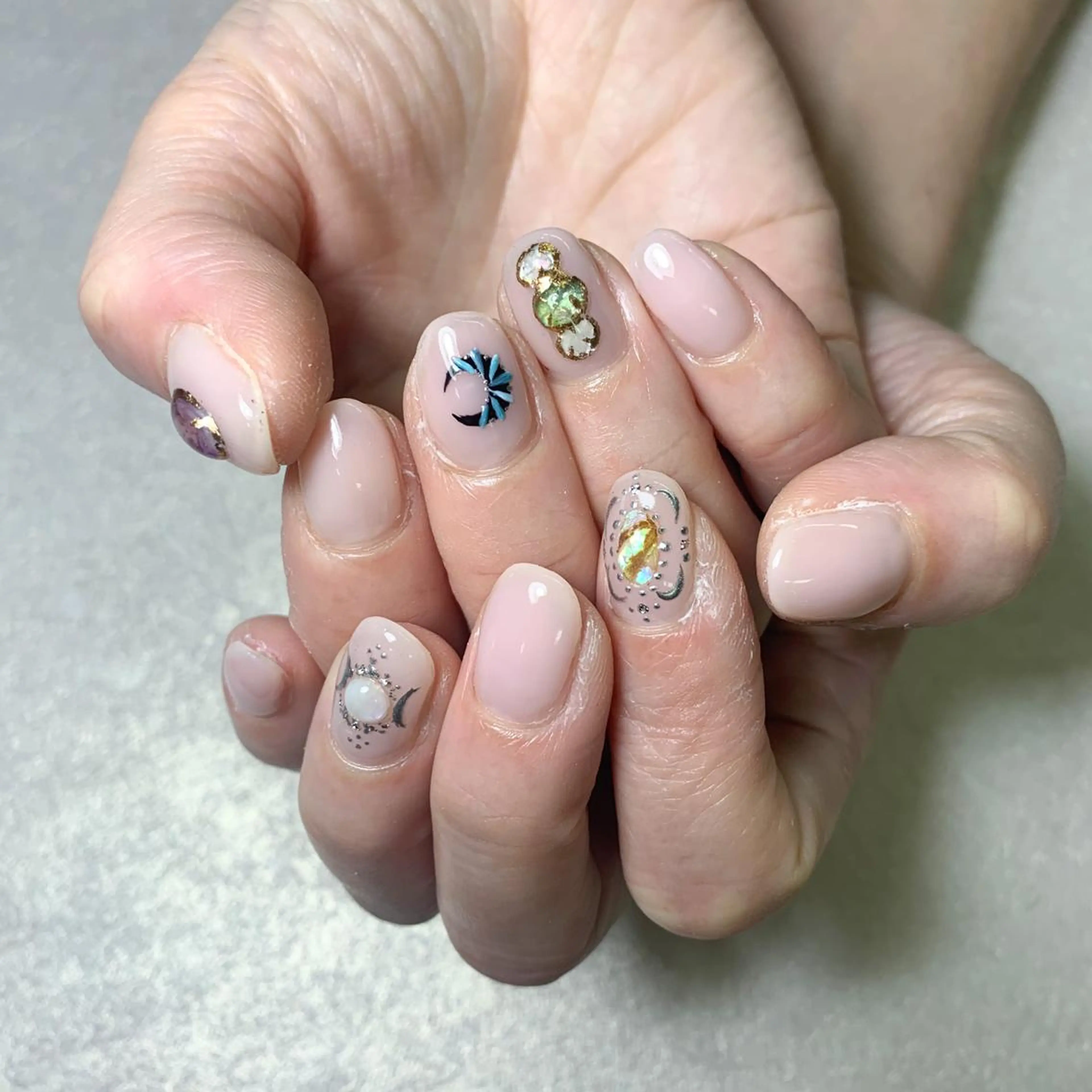 ネイル FIORITURA aiのネイルデザイン