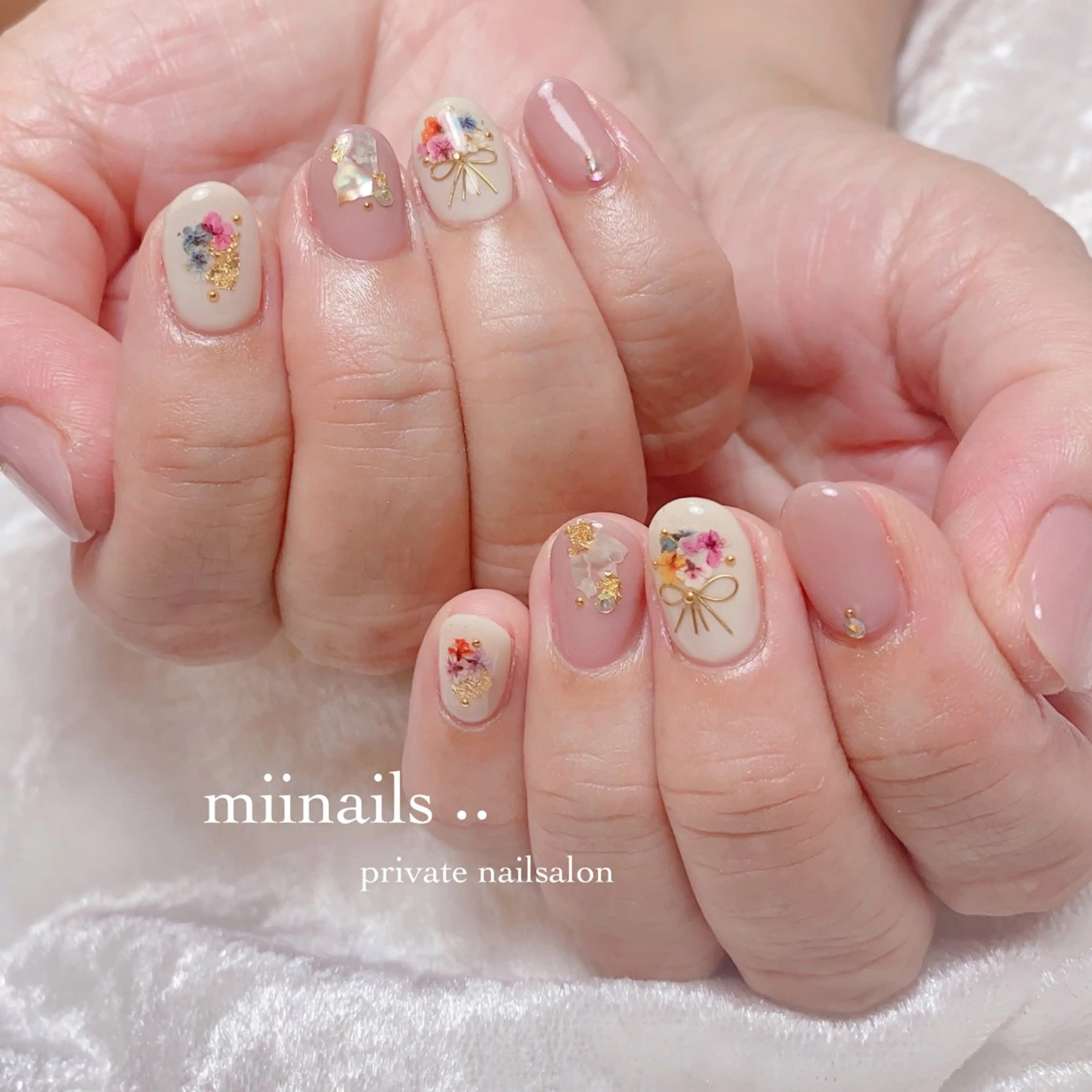 ネイル フレンチネイル 韓国ネイル ワンホンネイル ハンドネイル nailsalon miinailsのネイルデザイン