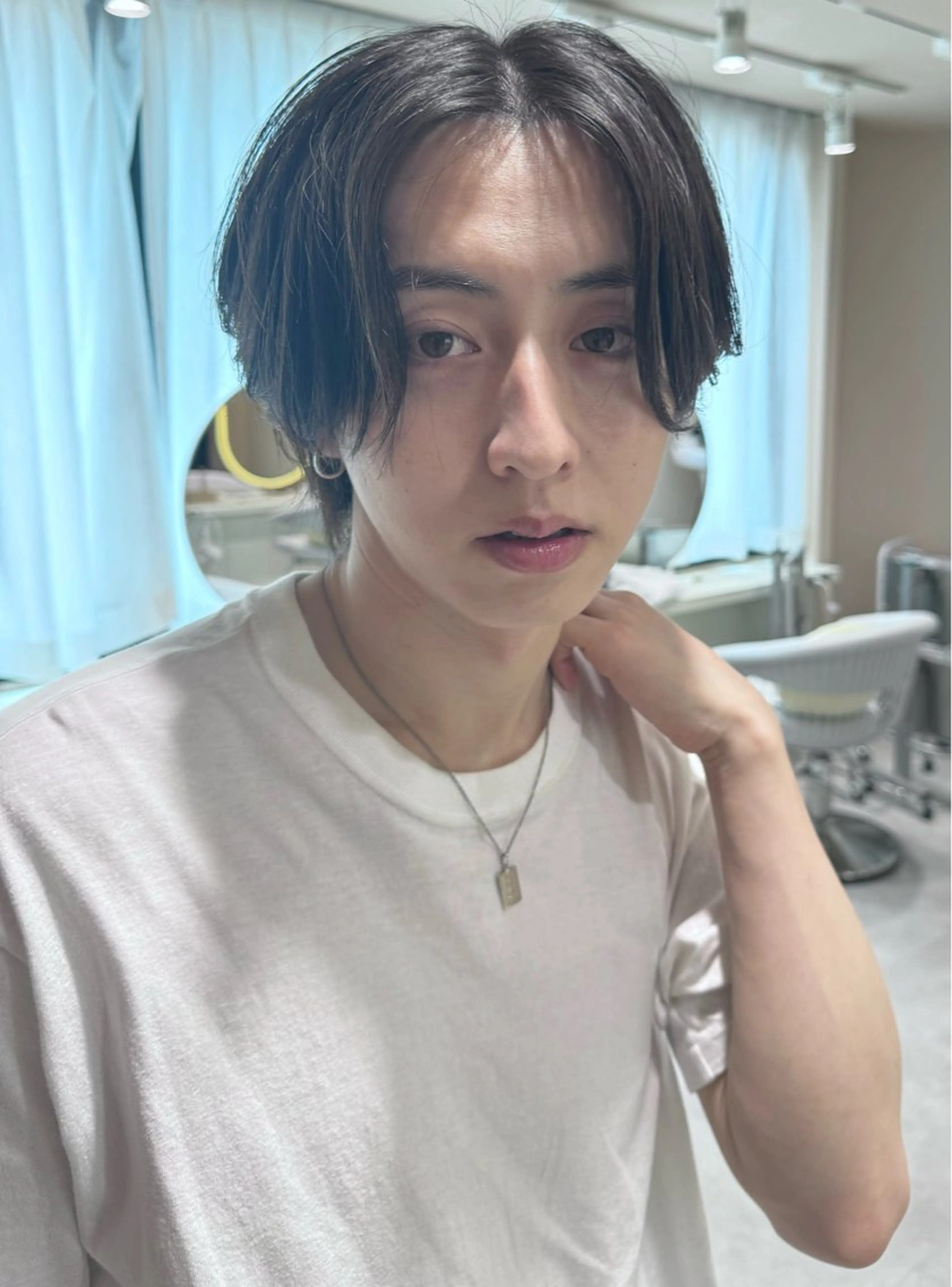 ミディアム 曲がる縮毛矯正 センターパート/翼のヘアスタイル