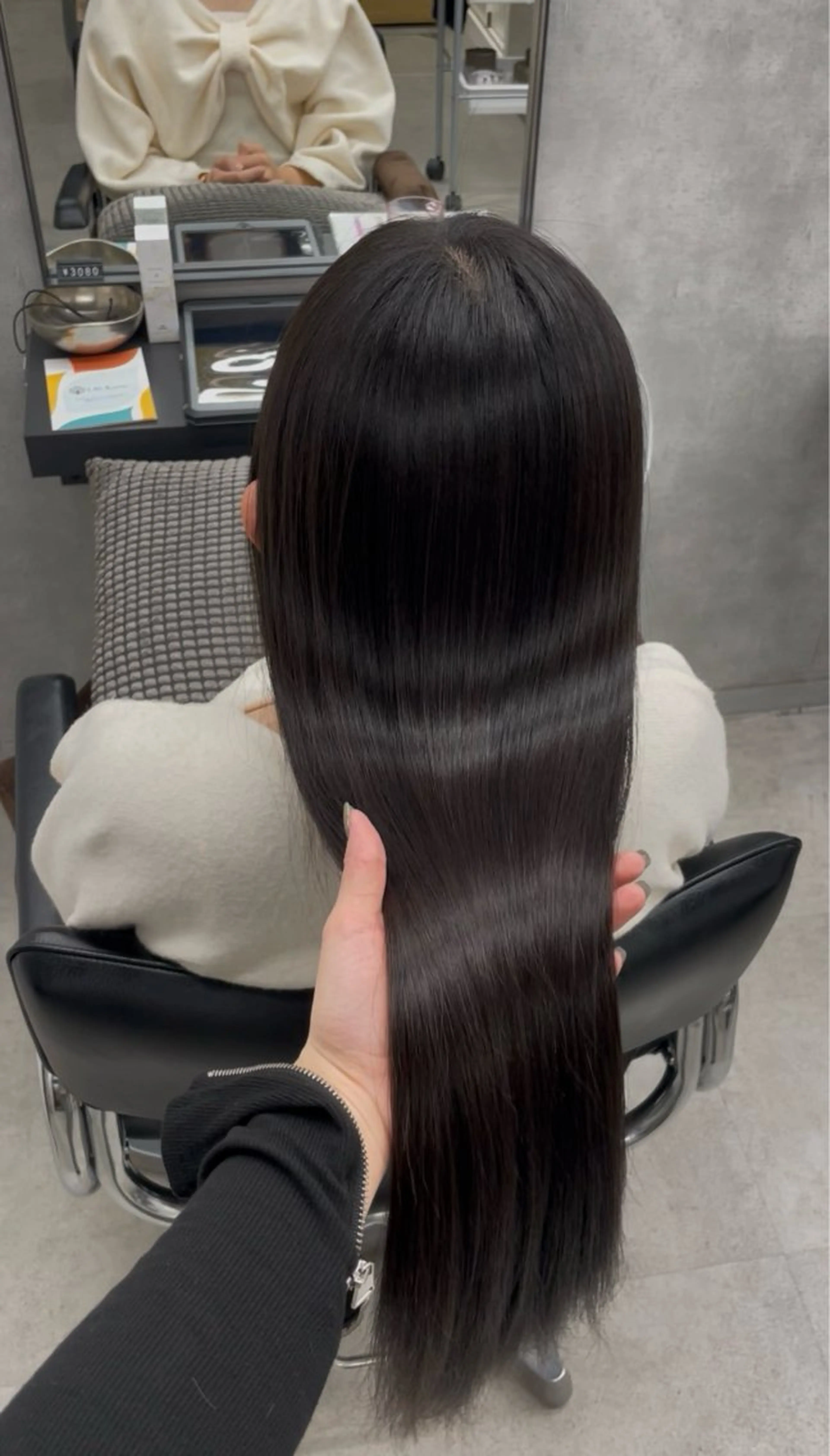 ロング 髪質改善/縮毛矯正 / 渡邉彩音🪽のヘアスタイル