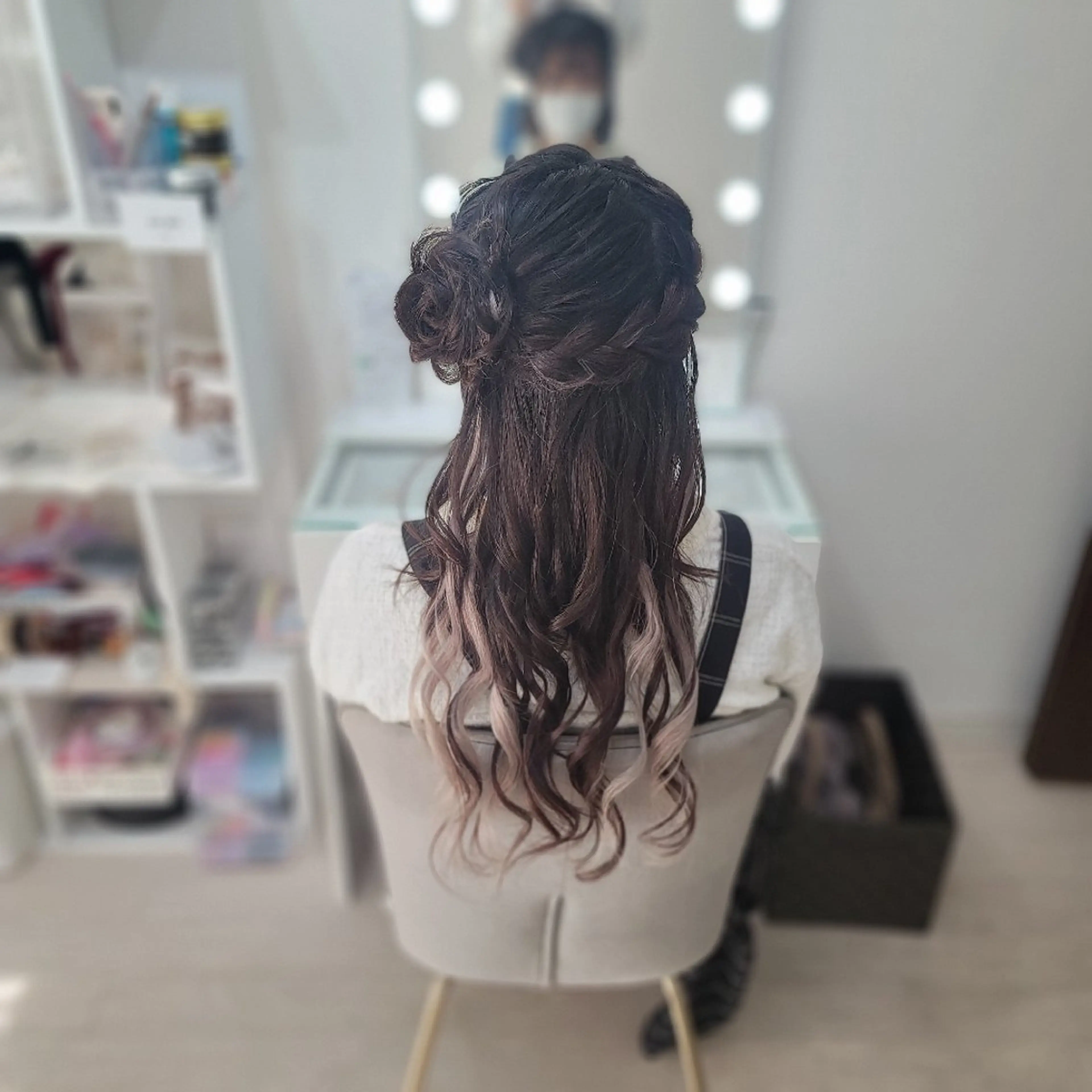 ロング ヘアアレンジ ヘアセット 渥美 寿美翔のヘアスタイル