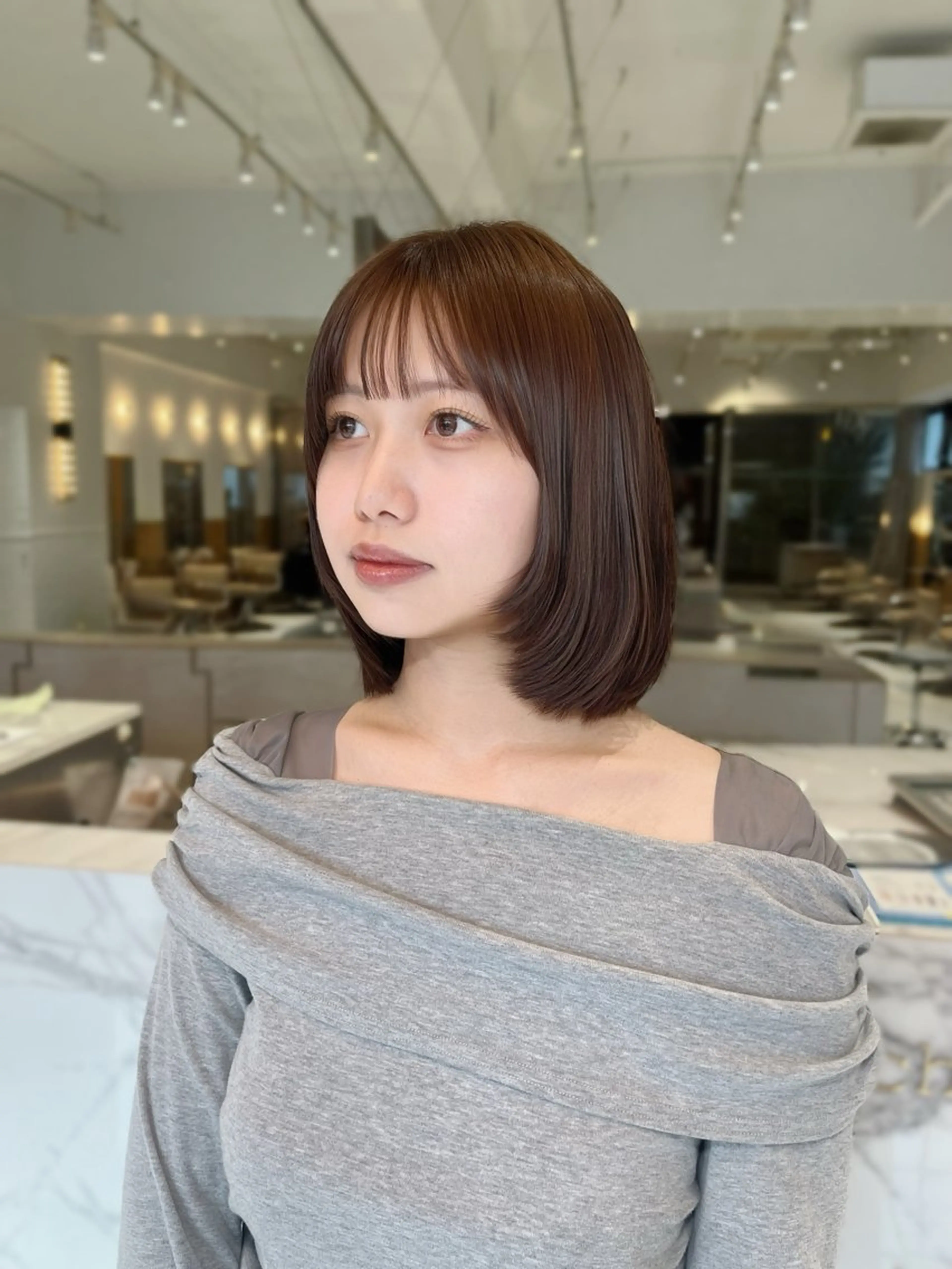 ミディアム ボブ 顔周りカット 伸ばしかけ レイヤーカット カット haruna .のヘアスタイル