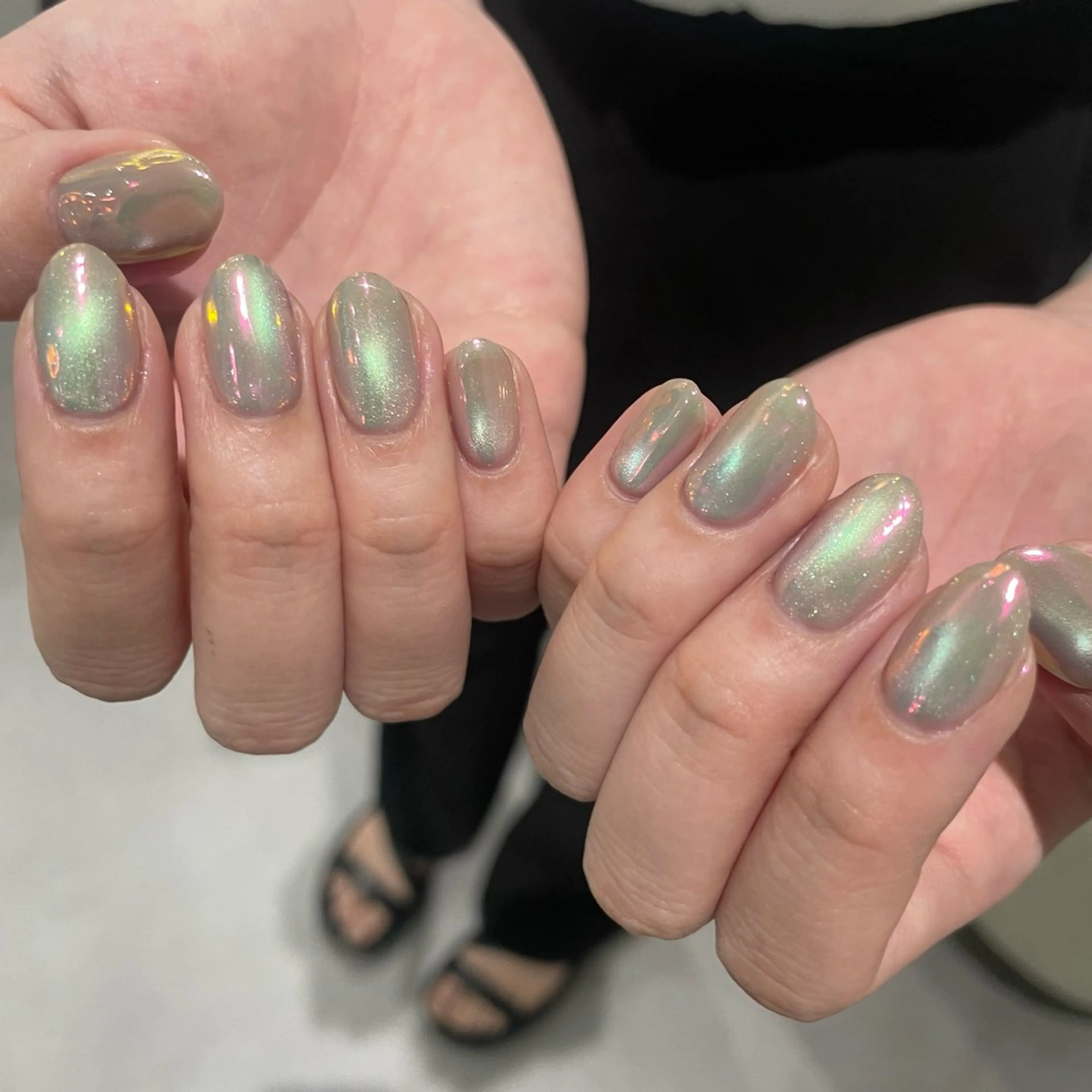 ネイル オーロラネイル カジュアル マグネットネイル ニュアンスネイル ショートネイル 八潮市ショートネイル 🌼AKANEのネイルデザイン