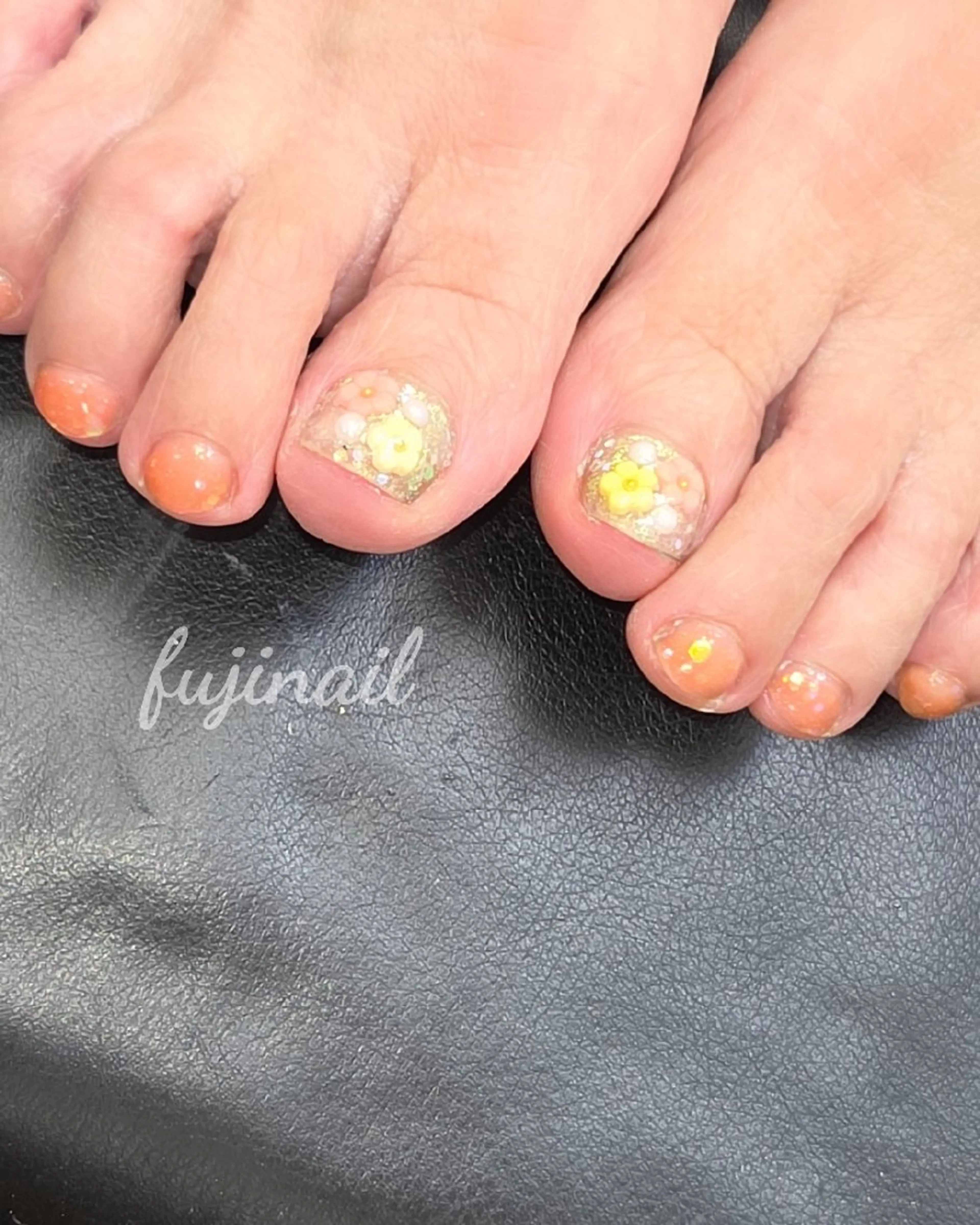 ネイル フットネイル fujinail(バーバーフジノ)所属・藤野 智美のネイルデザイン