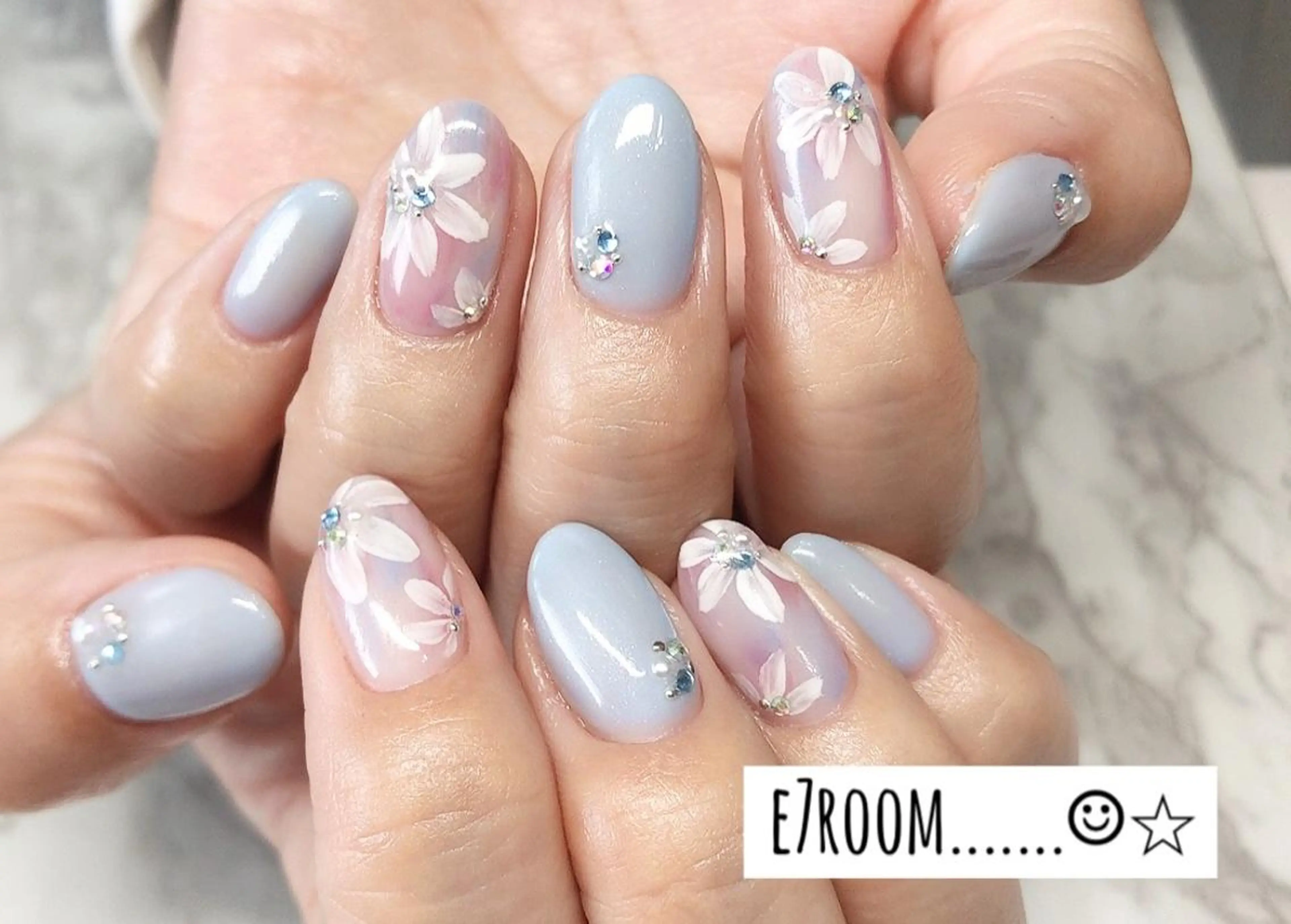 ネイル 江口 佳奈のネイルデザイン