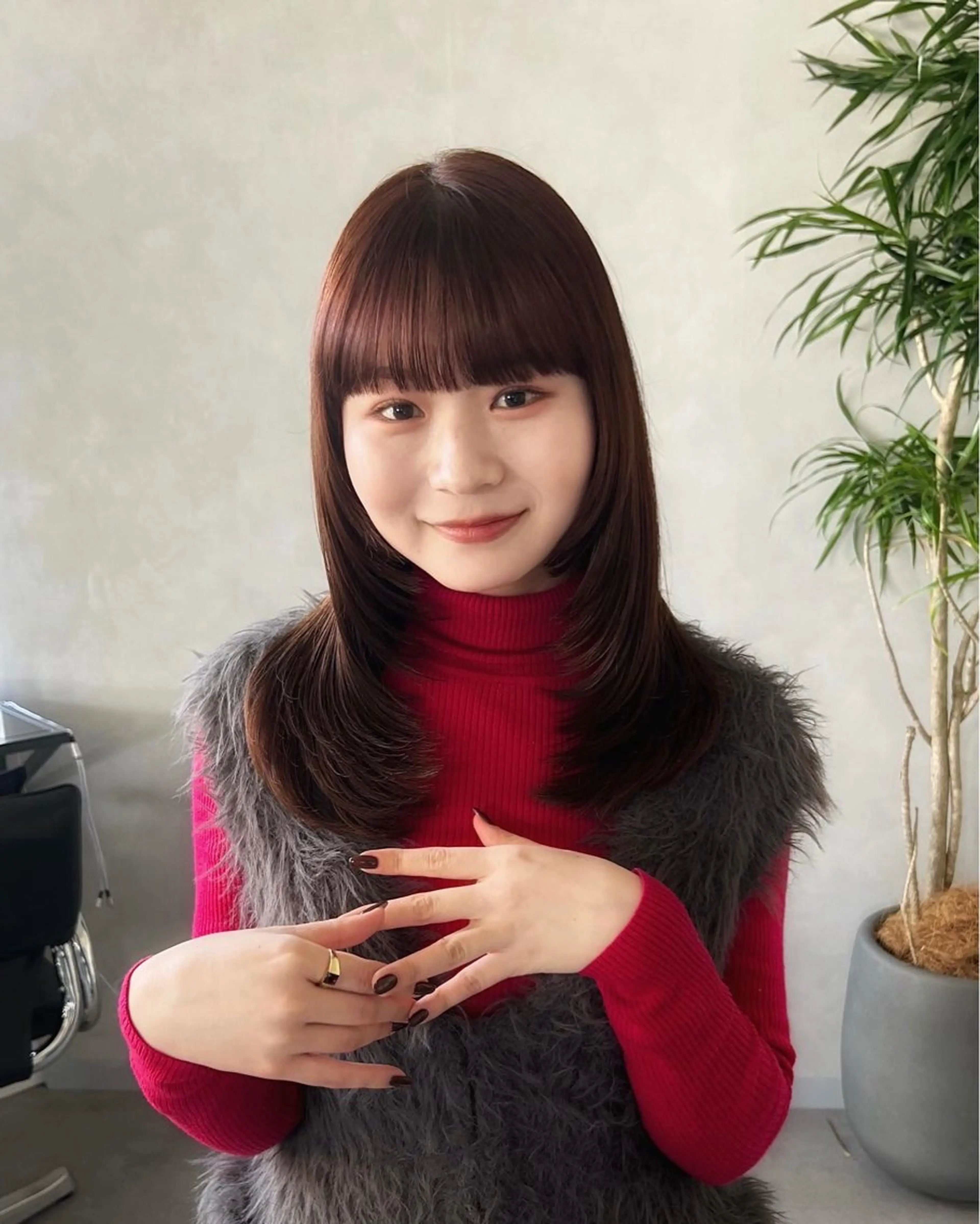 ミディアム カラー ブラウンカラー ピンクカラー ピンクブラウン レイヤーカット ❤️ショートカット ・顔周りカット❤️のヘアスタイル