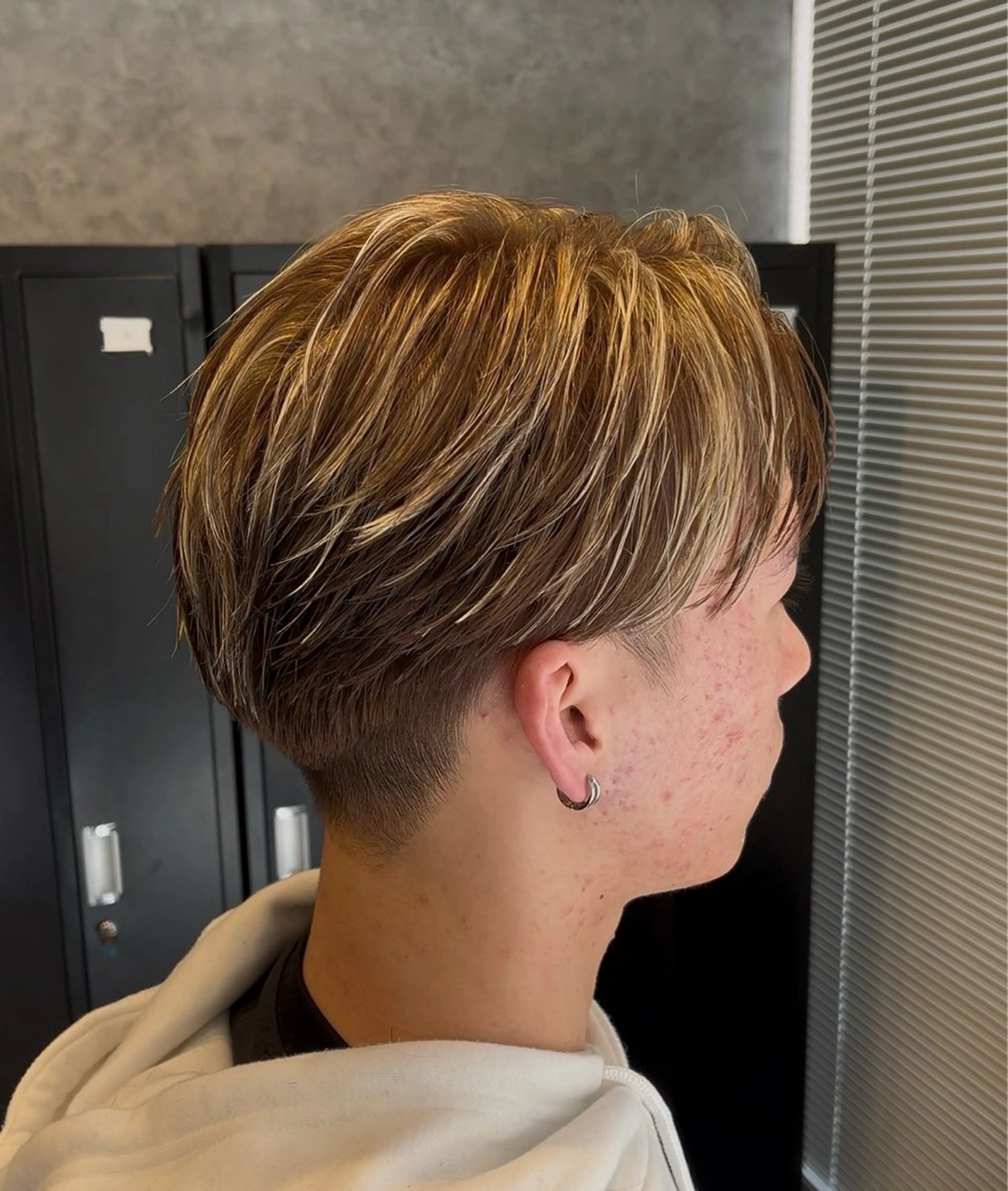 ショート カラー ヘアアレンジ メンズ メンズメッシュ メッシュ カット ヘアカラー ヘッドスパ ヘアセット ✨透明感／艶／ レイヤー／相原楓🍁のヘアスタイル