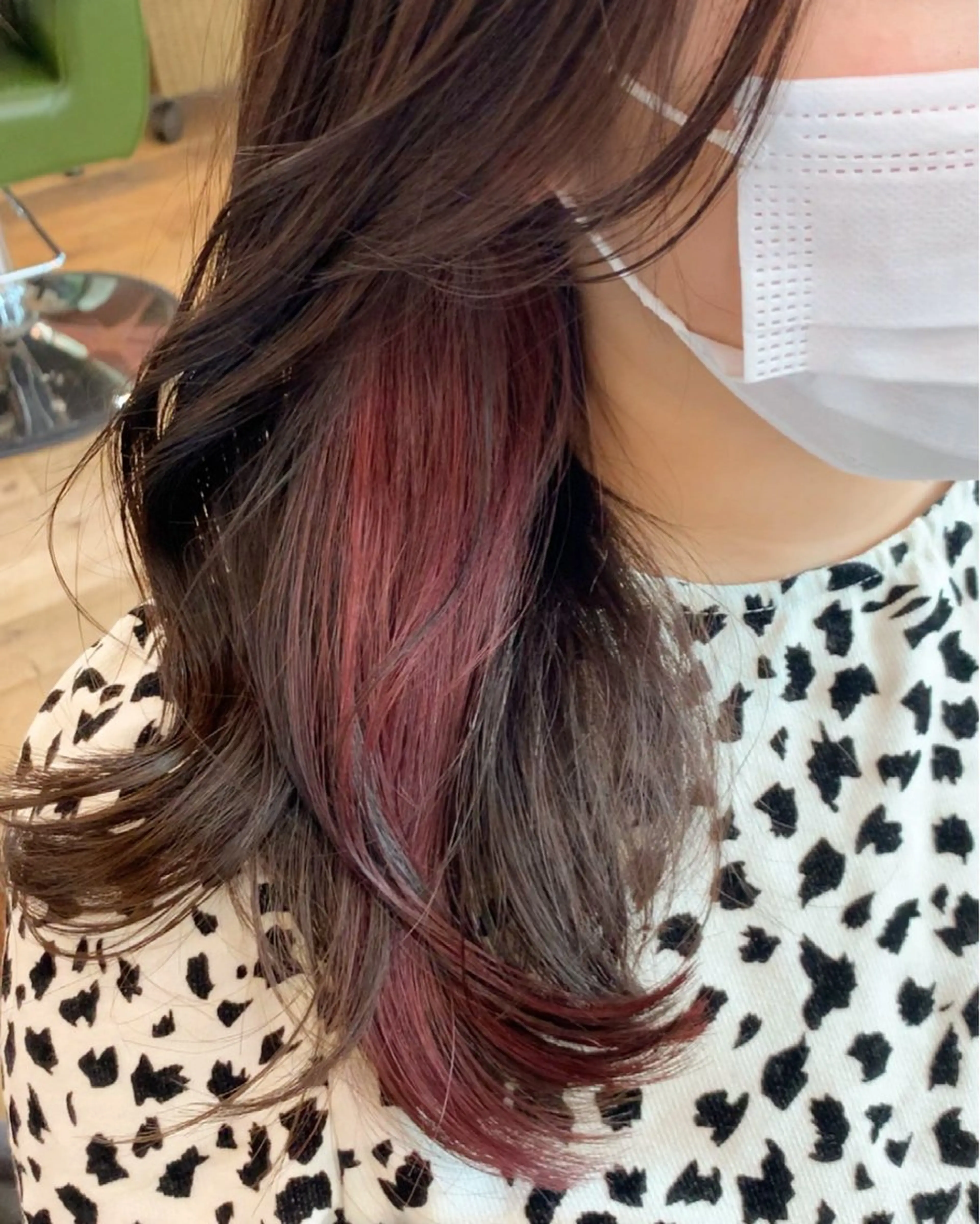 セミロング カラー ブリーチ インナーカラー メンズ／パーマ ／レディース髪質改善のヘアスタイル