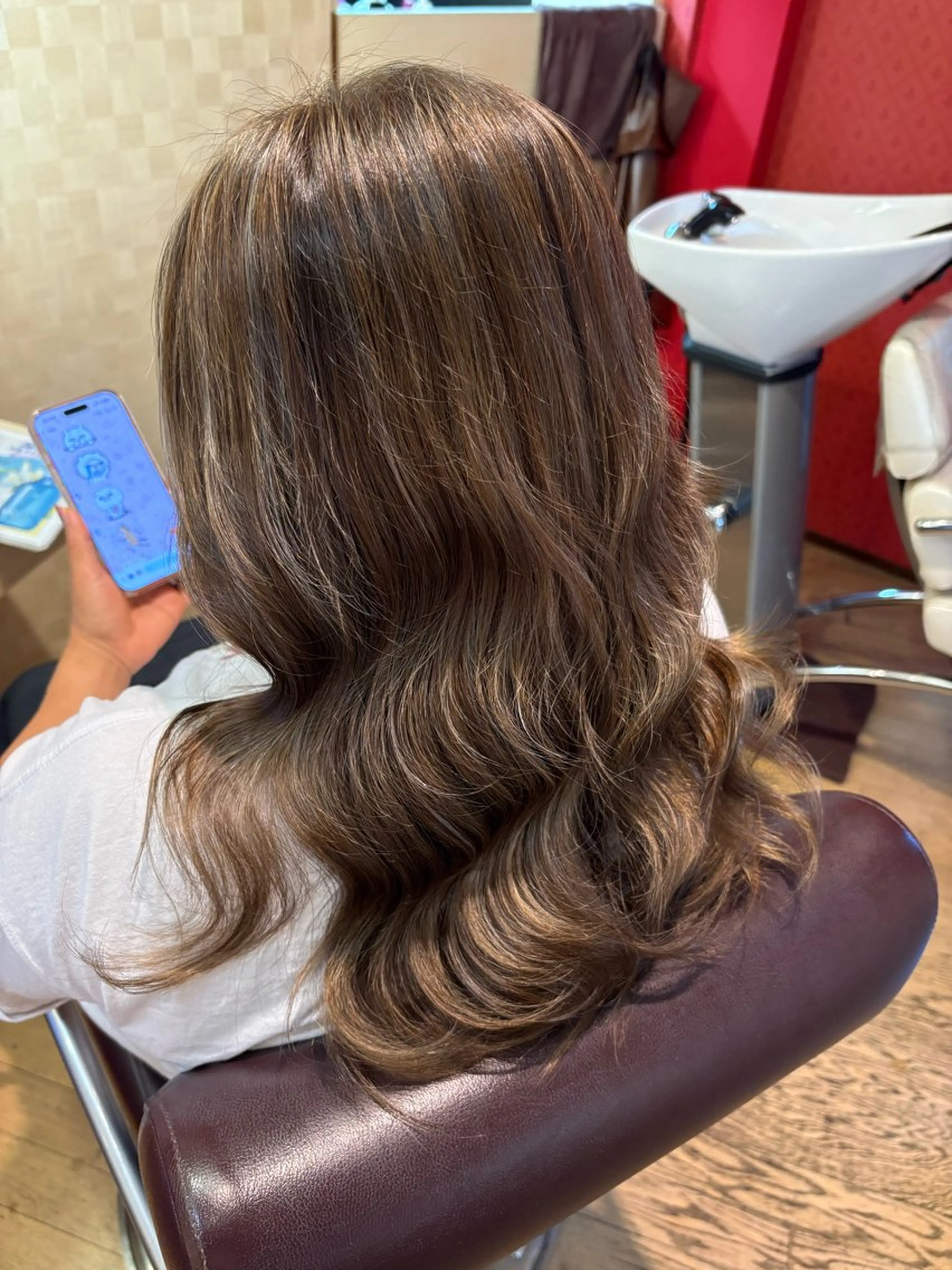 カラー ハイライトカラー ヘアカラー ヨウコ YOKOのヘアスタイル