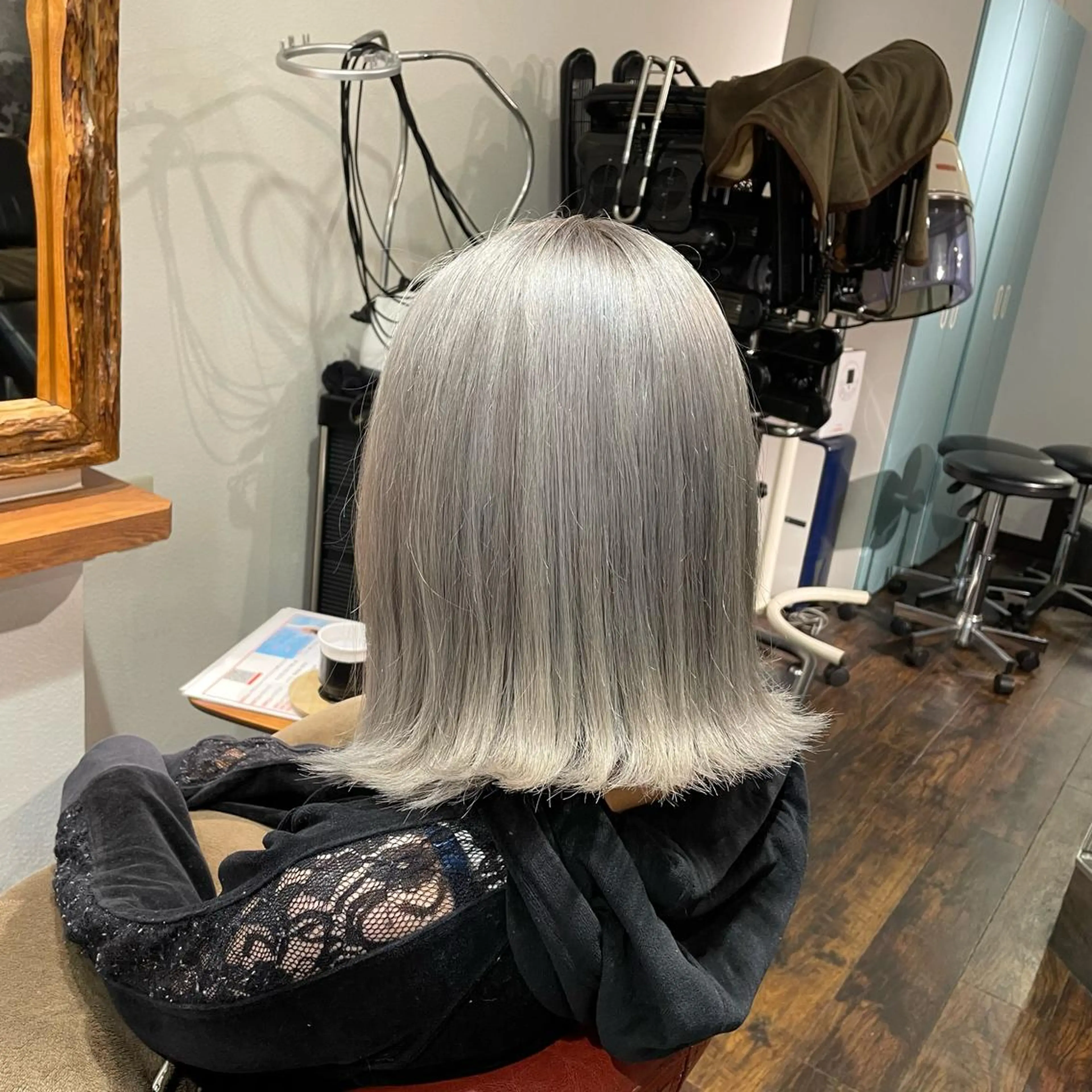 ミディアム カラー シルバー カット ヘアカラー Wataru 髪質改善カラー💎のヘアスタイル