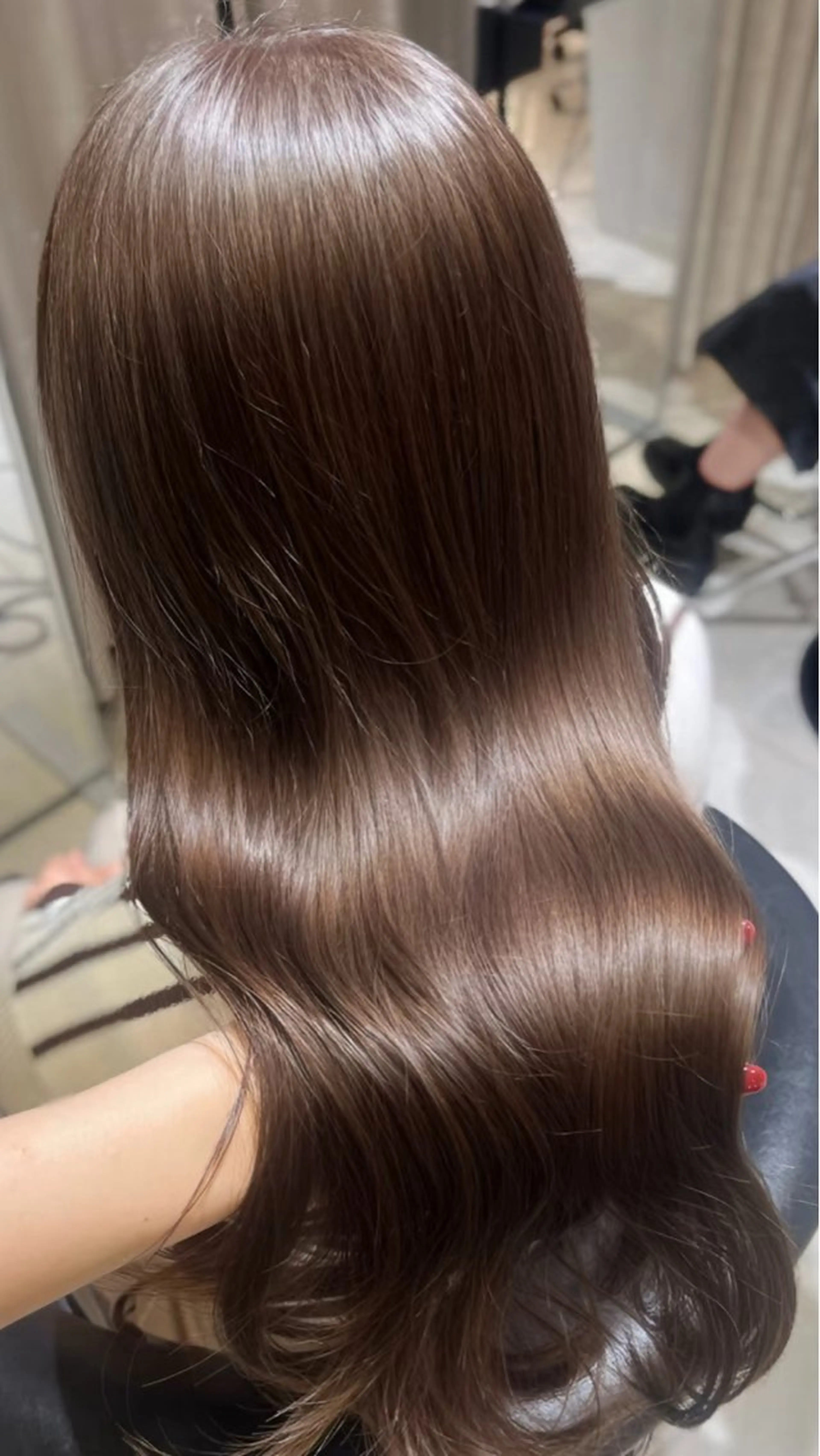 ロング 韓国風レイヤーカラー ライムのヘアスタイル