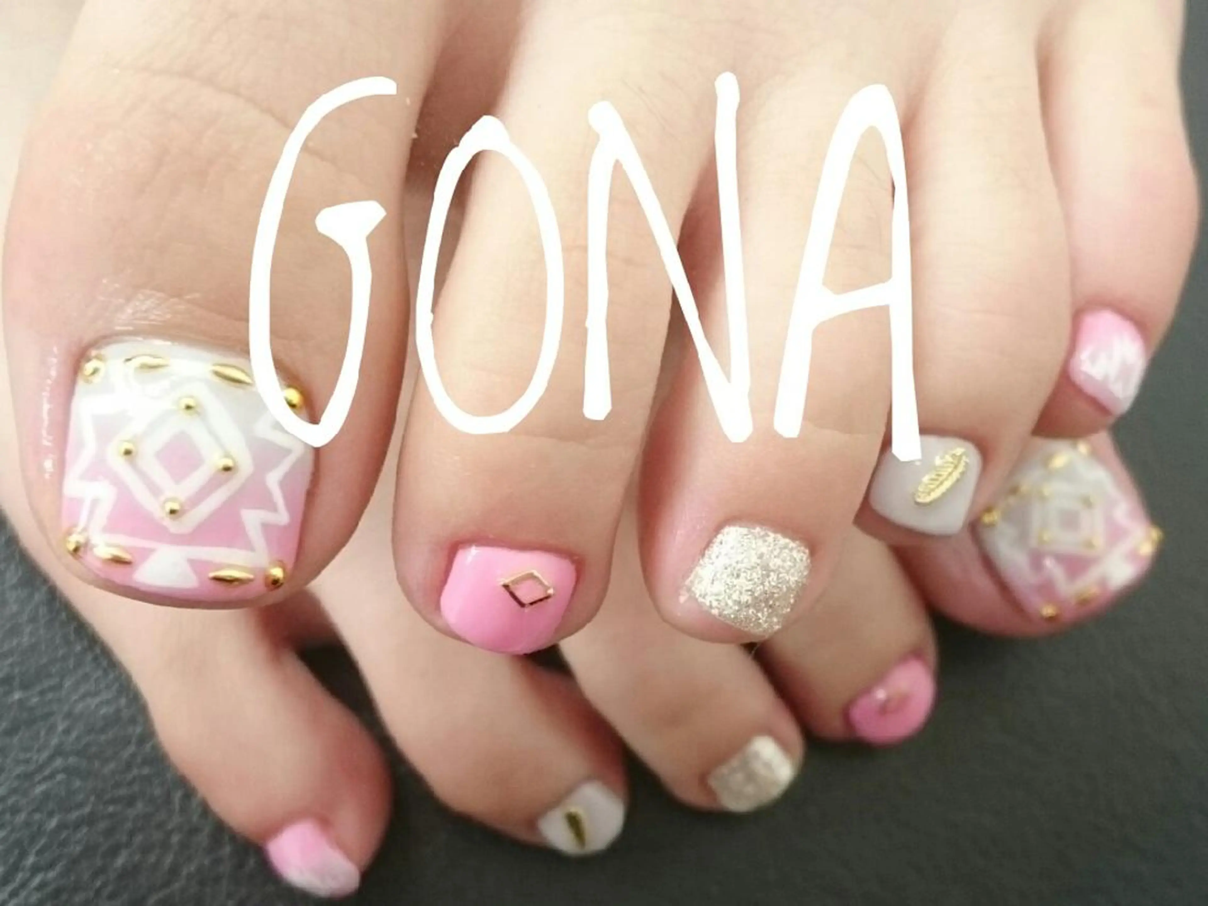 ネイル ネイルサロン&スクールGONA所属・ネイルサロン& スクールGONAのネイルデザイン