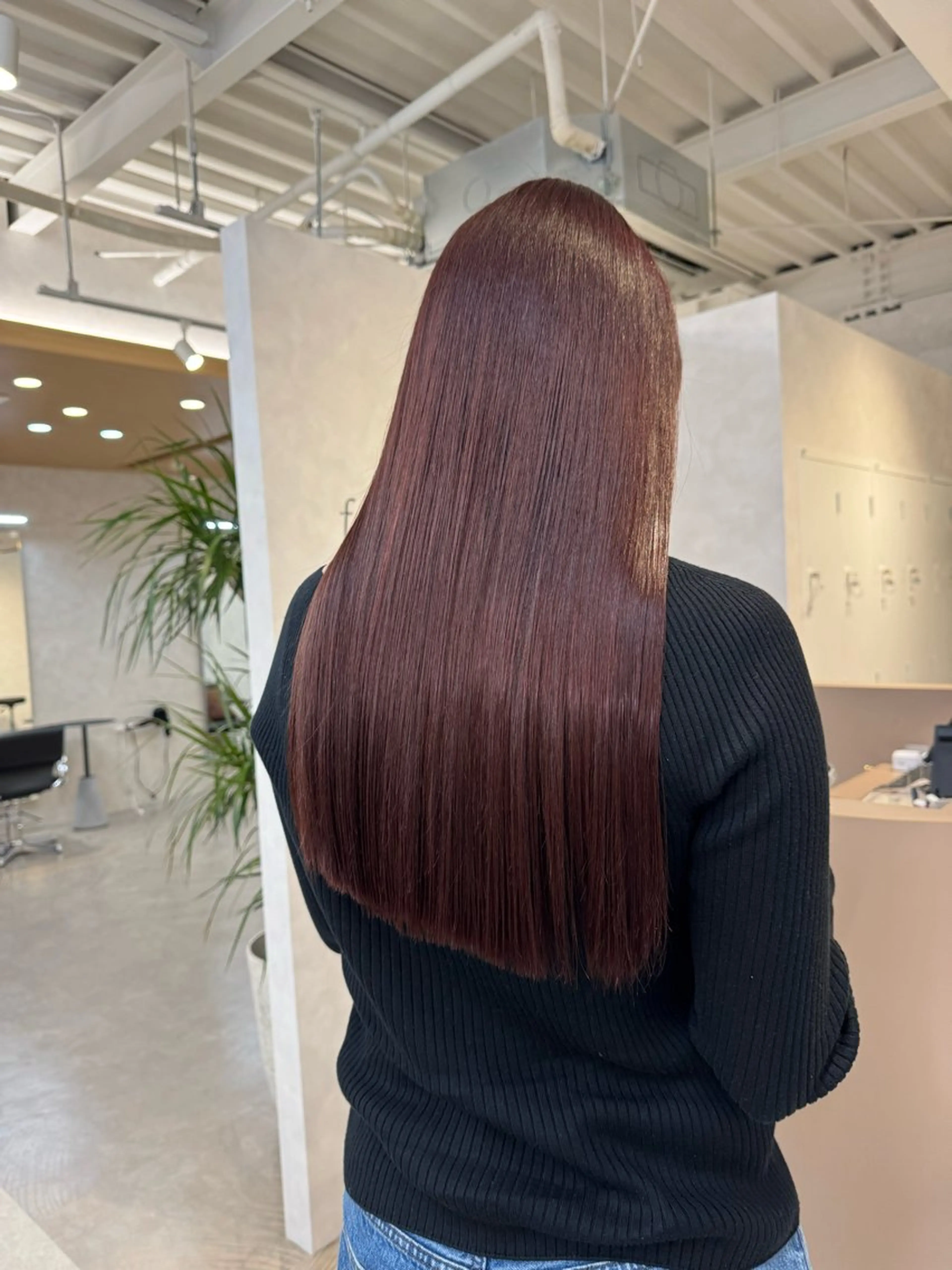 ロング カラー 韓国風🇰🇷レイヤ ーKEI🇰🇷のヘアスタイル