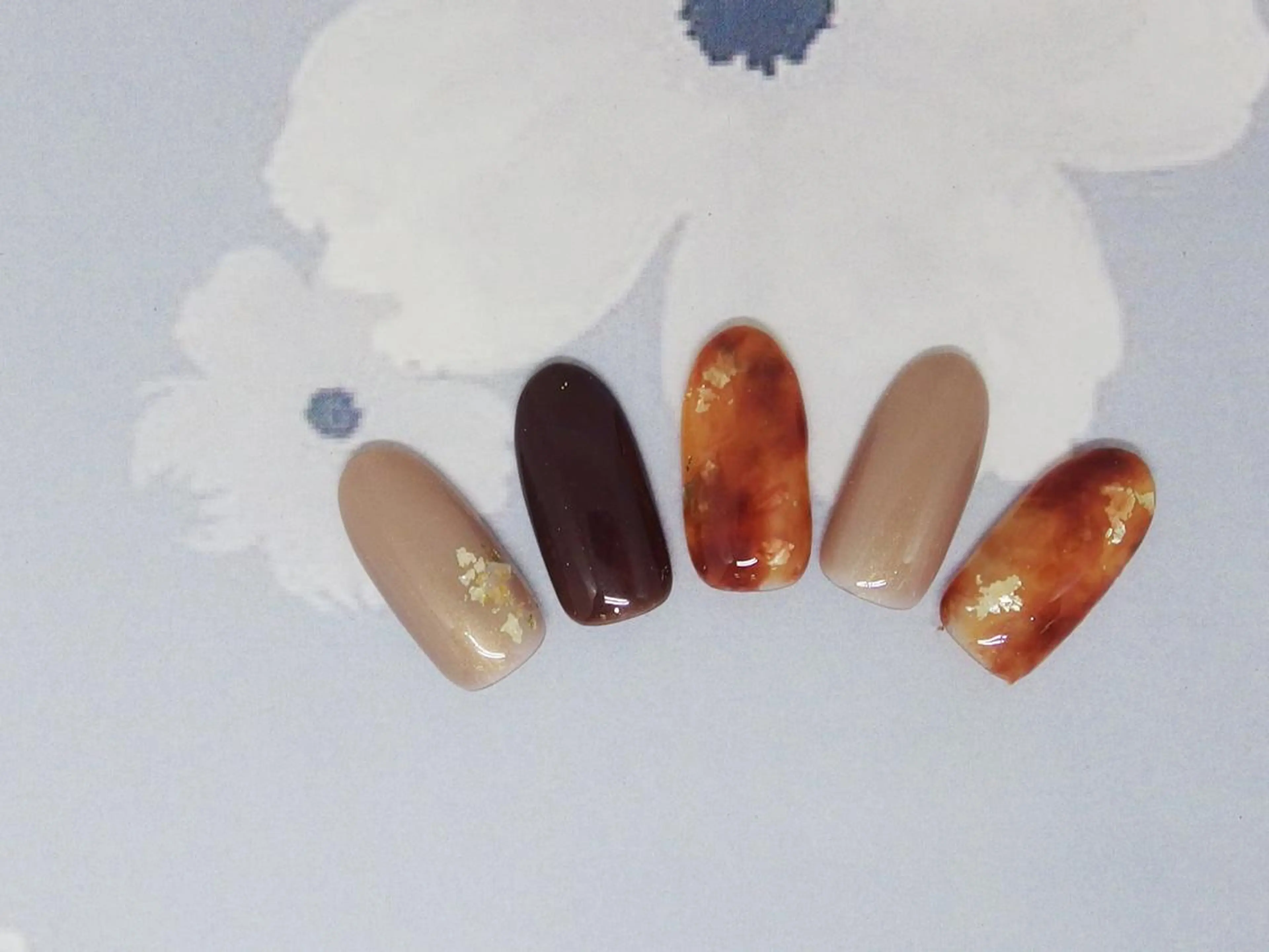 ネイル べっ甲ネイル ハンドネイル ティーエヌ 金山駅東口店のネイルデザイン