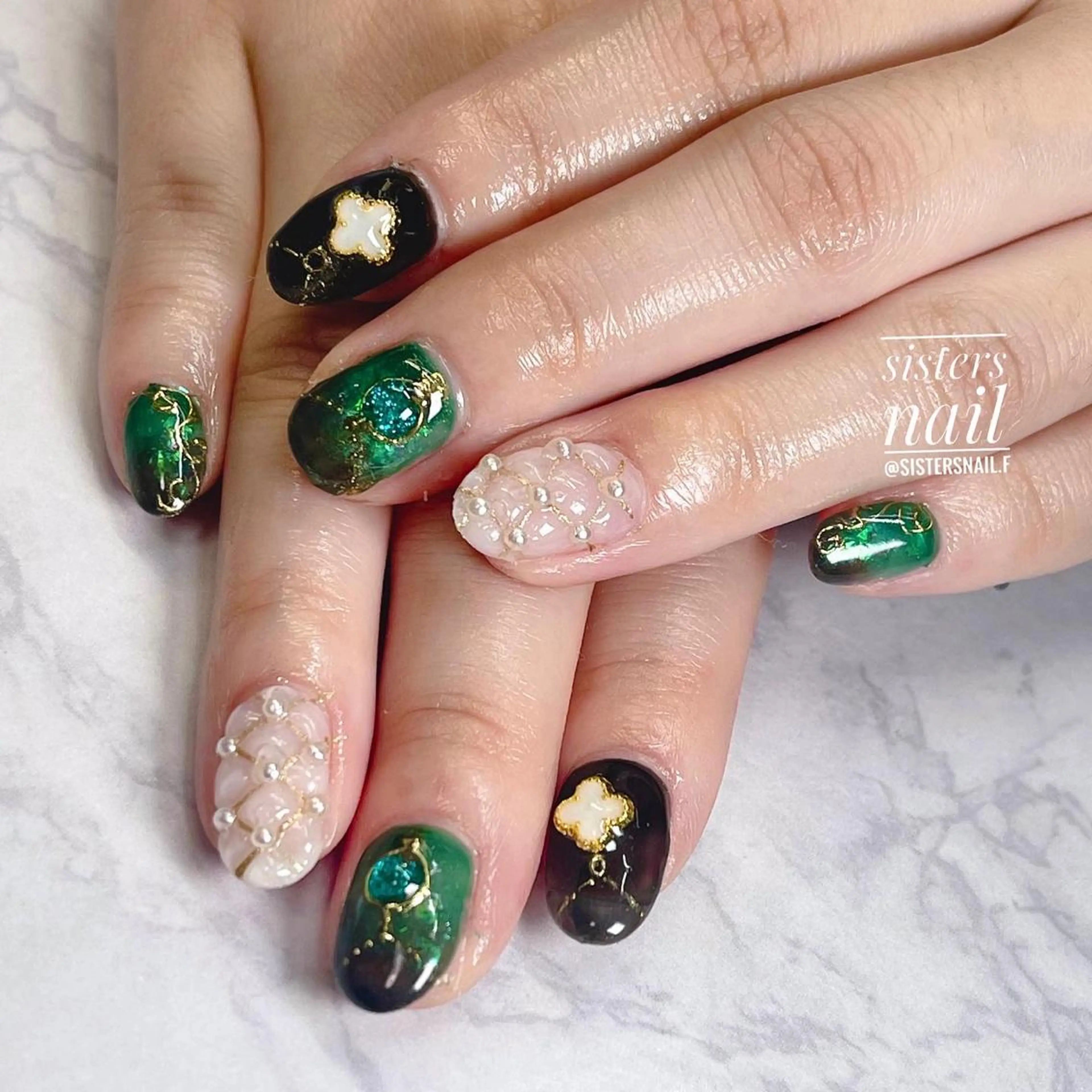 ネイル アートネイル 夏ネイル sisters nail.fのネイルデザイン