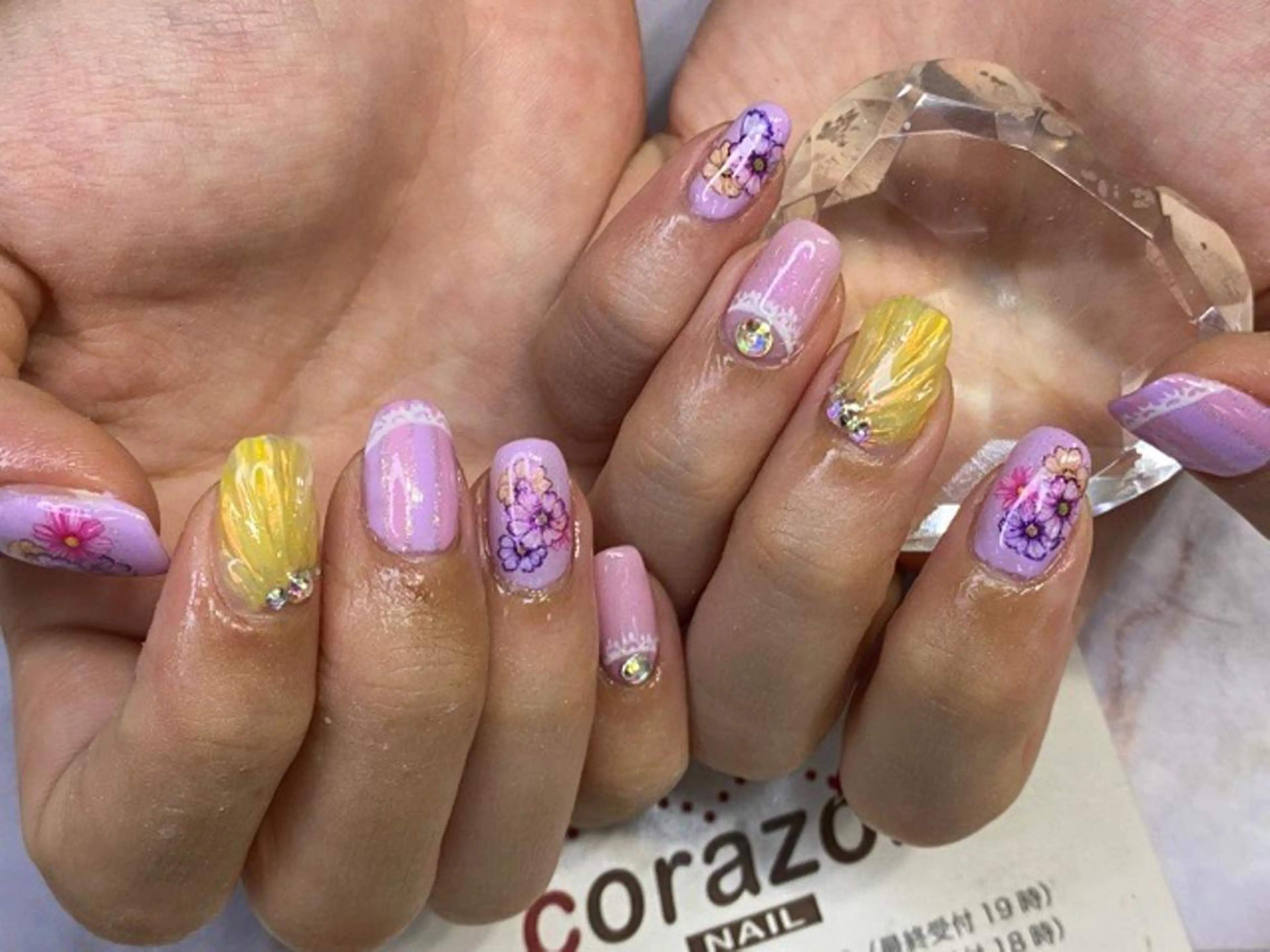 ネイル corazon所属・ネイリスト aicoのネイルデザイン