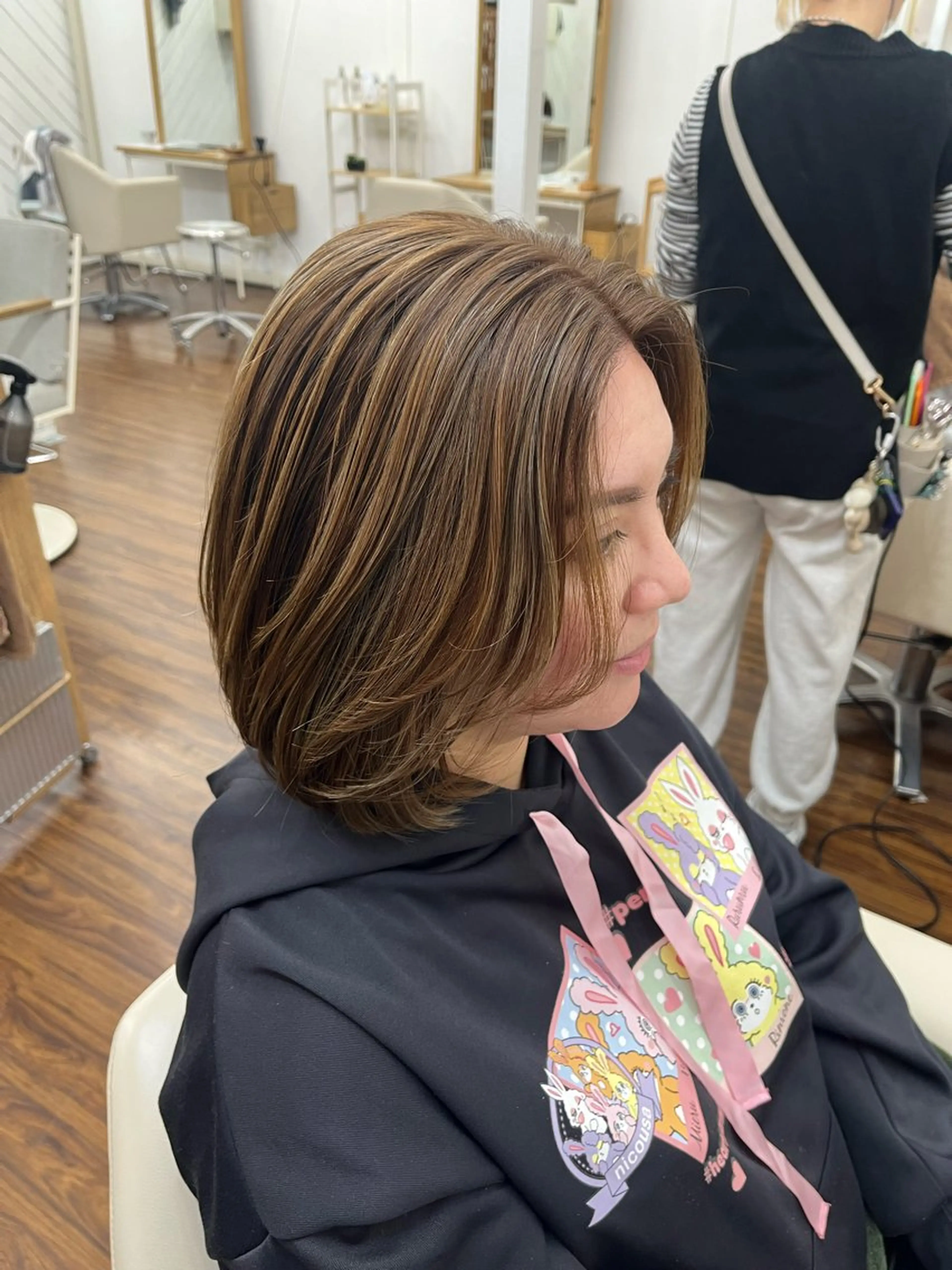 ミディアム カラー ベージュカラー 透明感カラー ハイライトカラー ハイライト カット ヘアカラー トリートメント YUIMARL 倉敷店🌸SAEのヘアスタイル