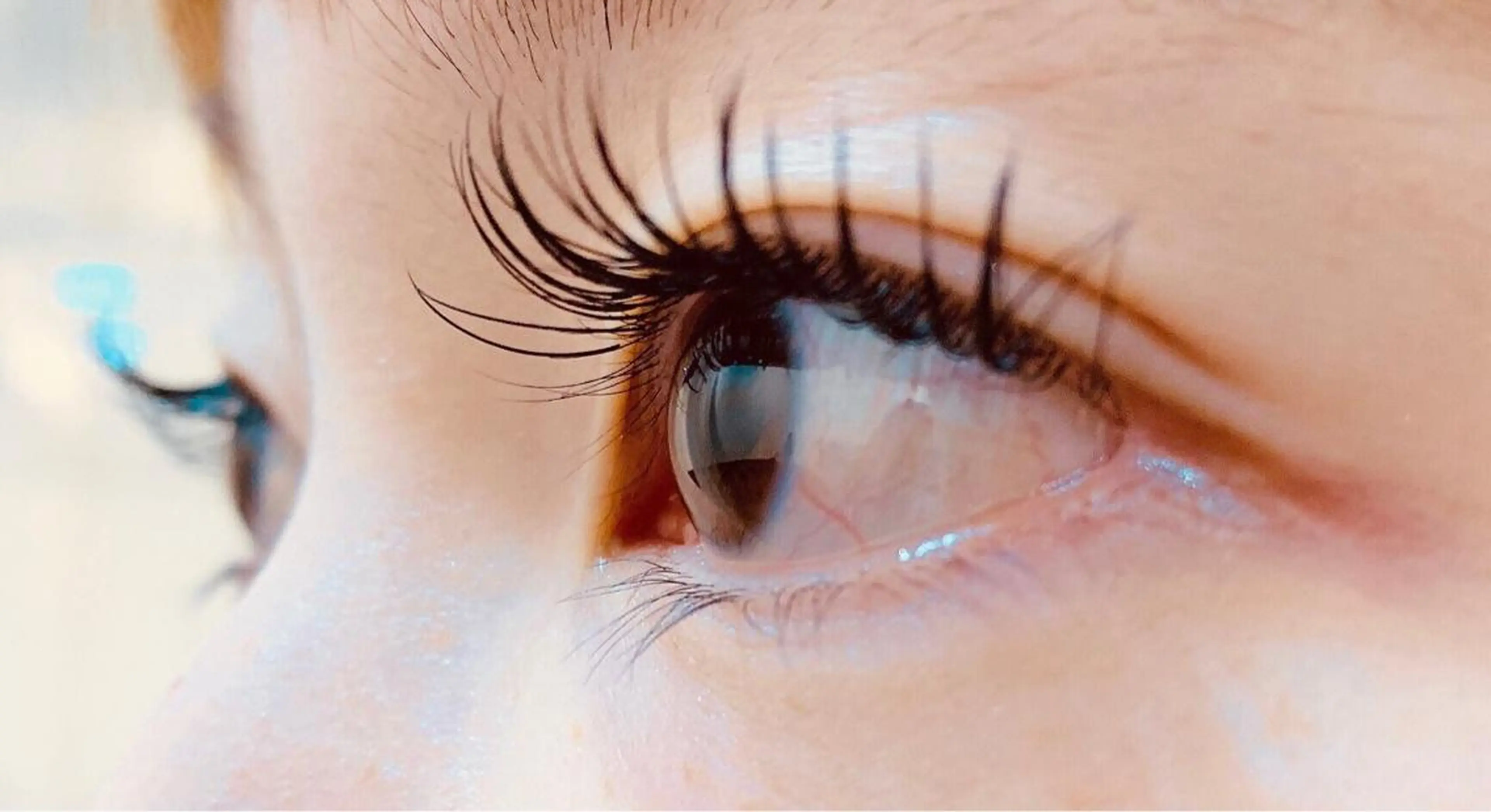 マツエク・マツパ アティリー 西梅田のヘアスタイル