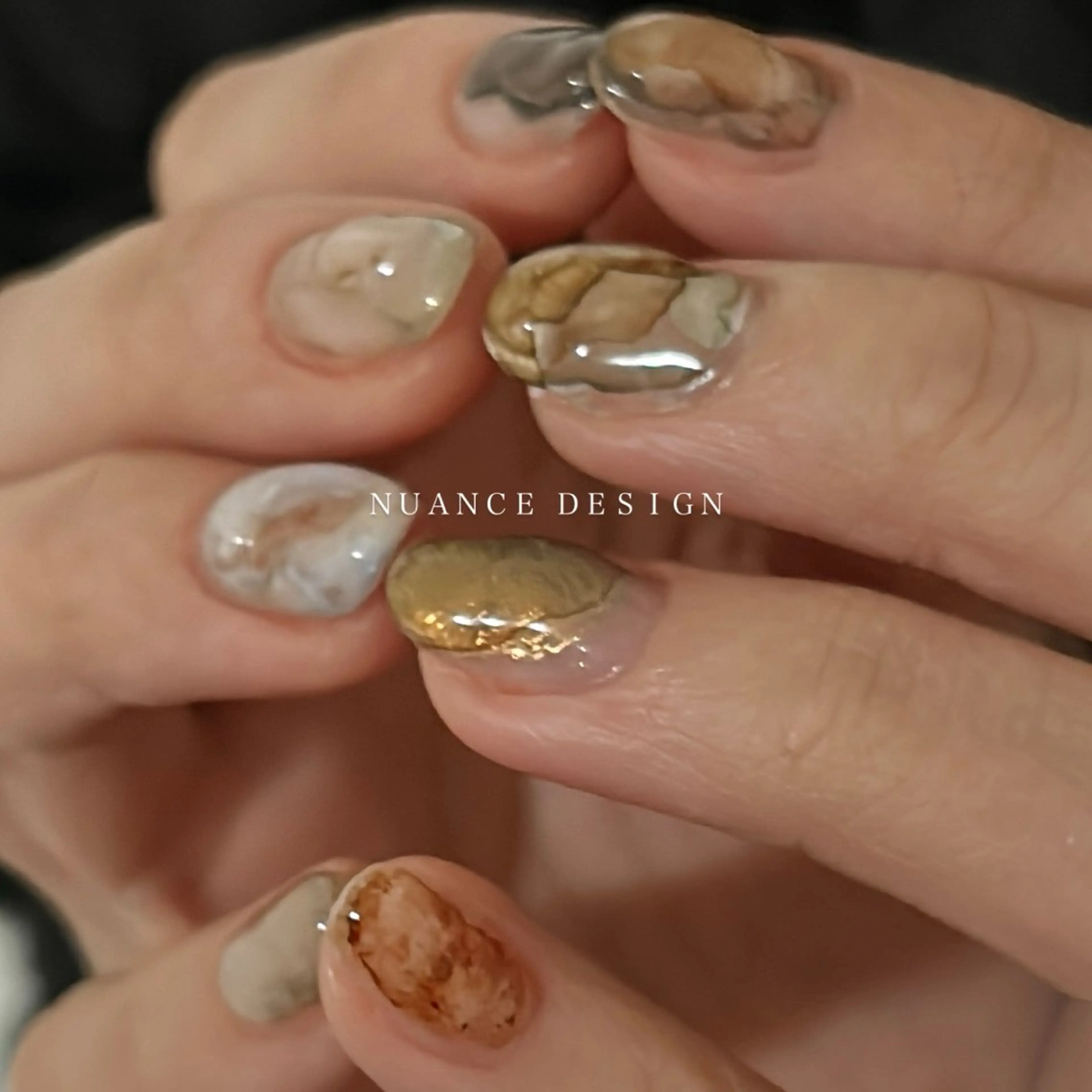 ネイル Locèlon .のネイルデザイン