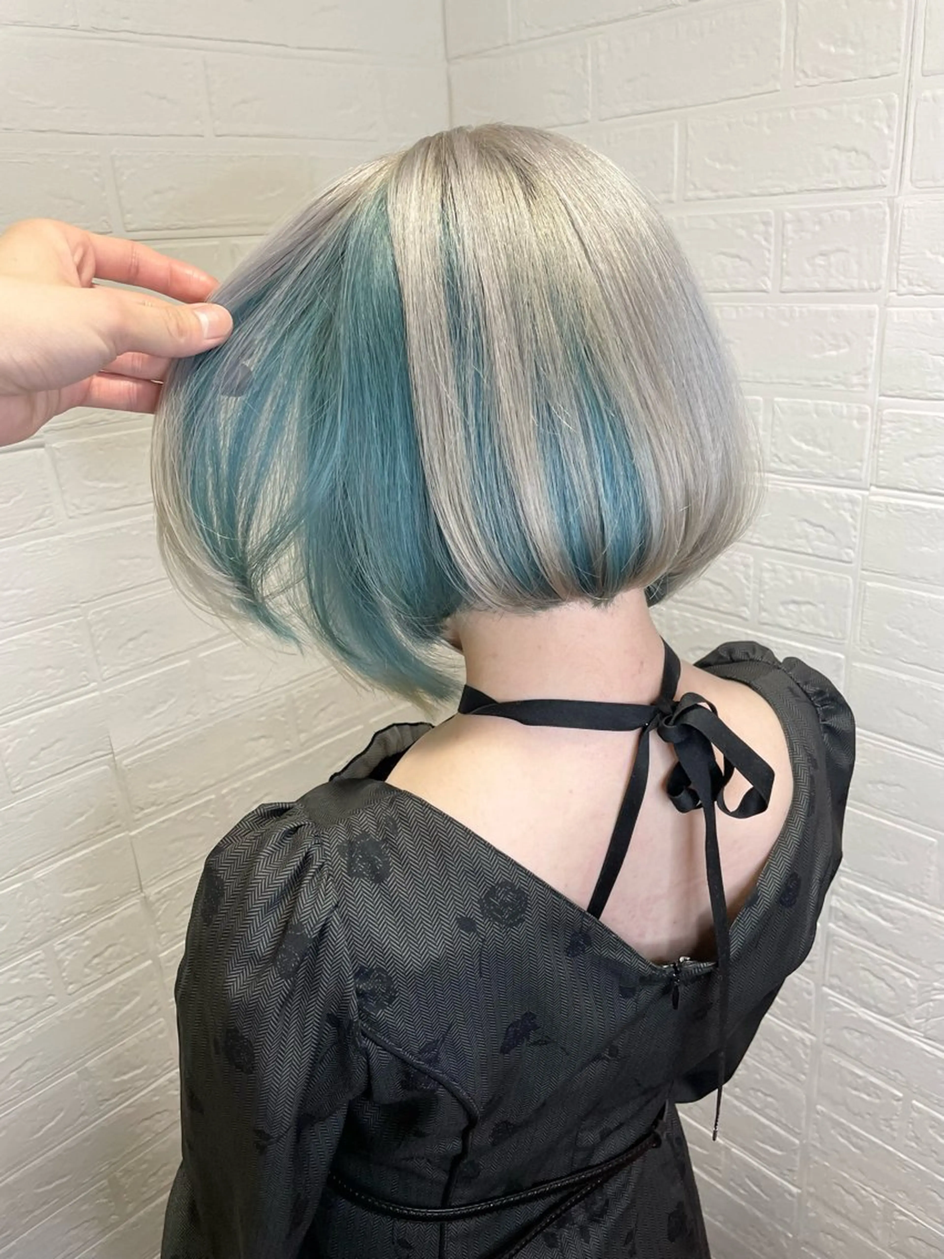 ショート カラー 髪質改善美容師 🪽YOSSYのヘアスタイル