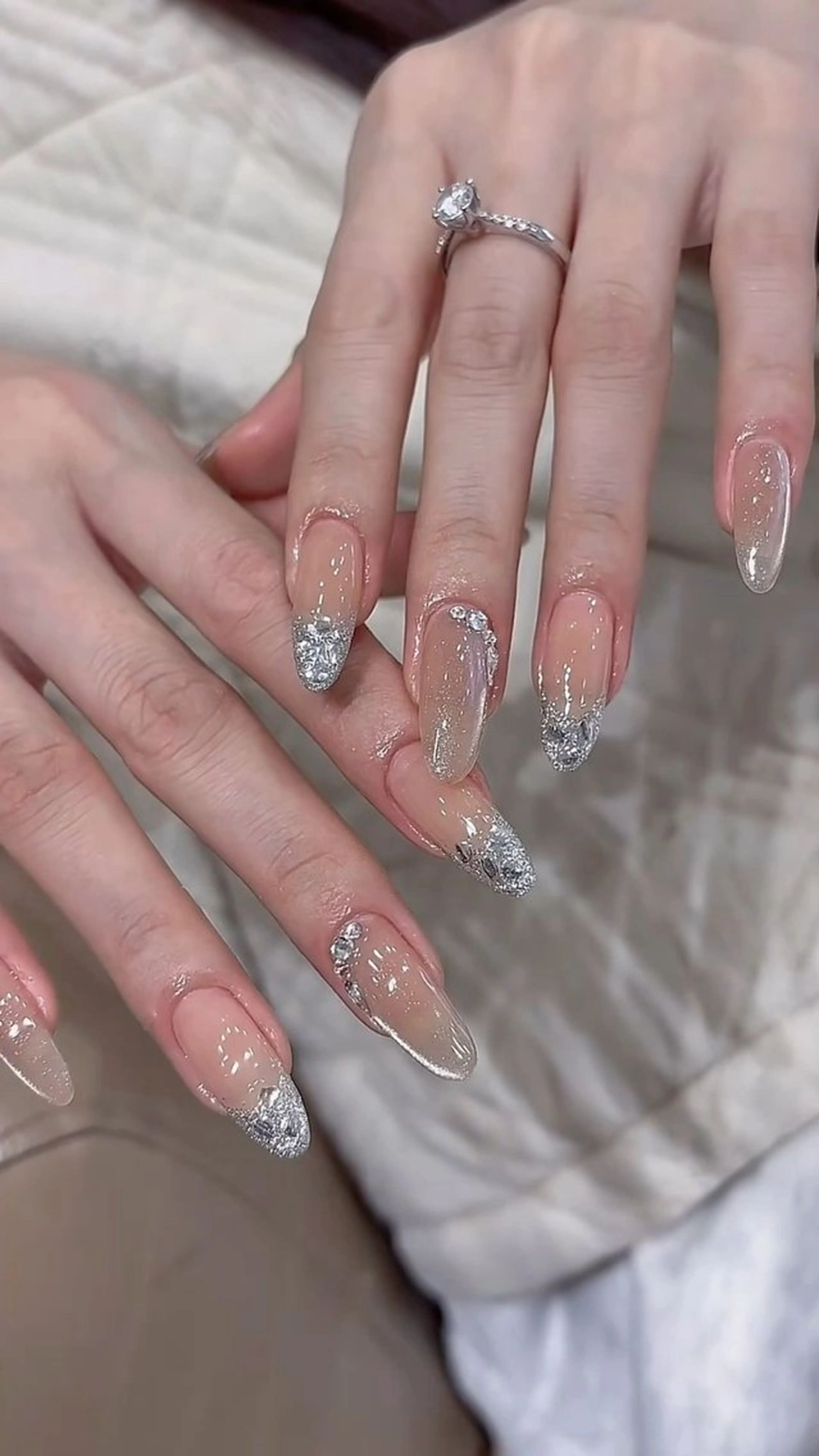 カラー グラデーションカラー ピンクカラー ハンドネイル AIN Nailのネイルデザイン