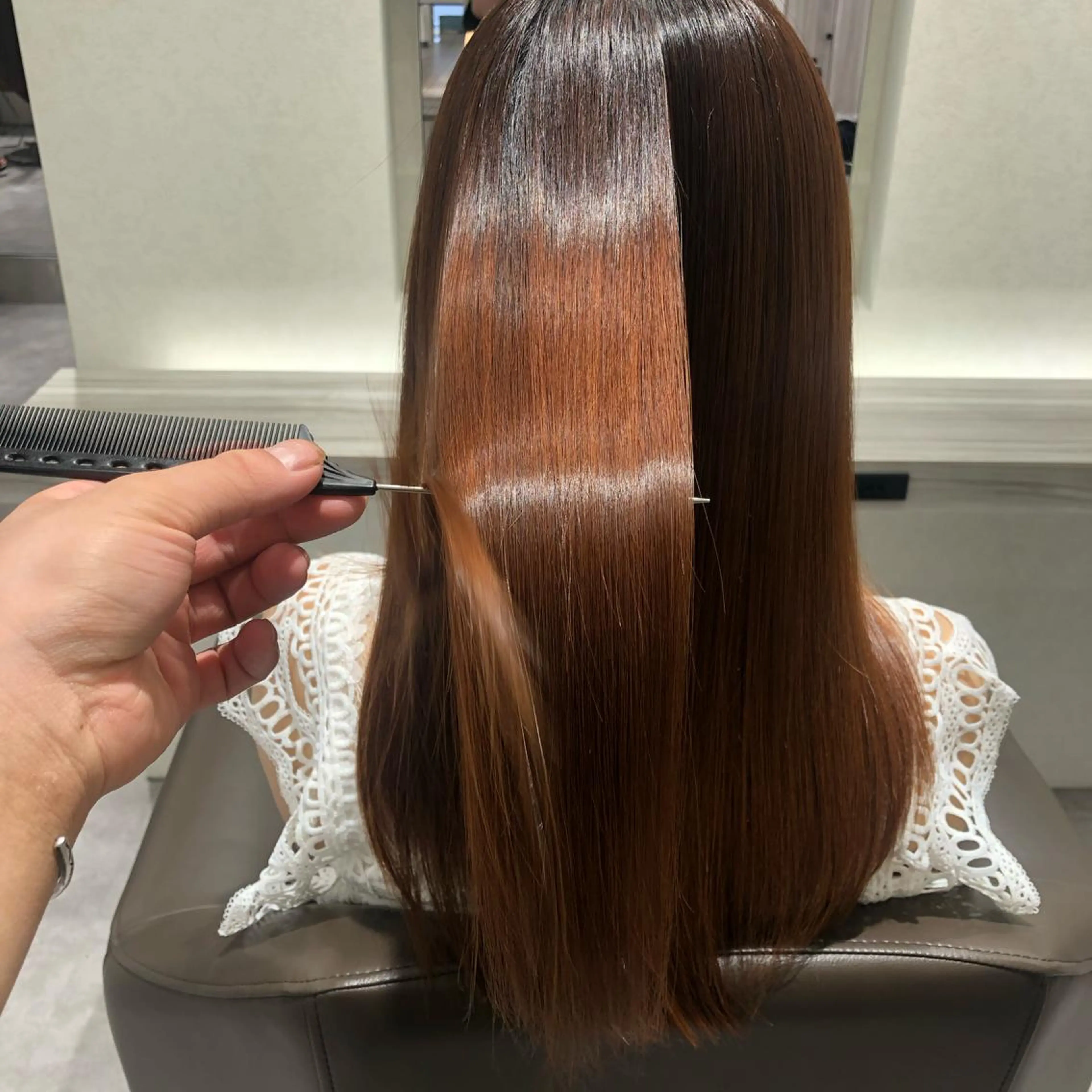 ロング ムトウセイマ/ 縮毛矯正/ブリーチのヘアスタイル