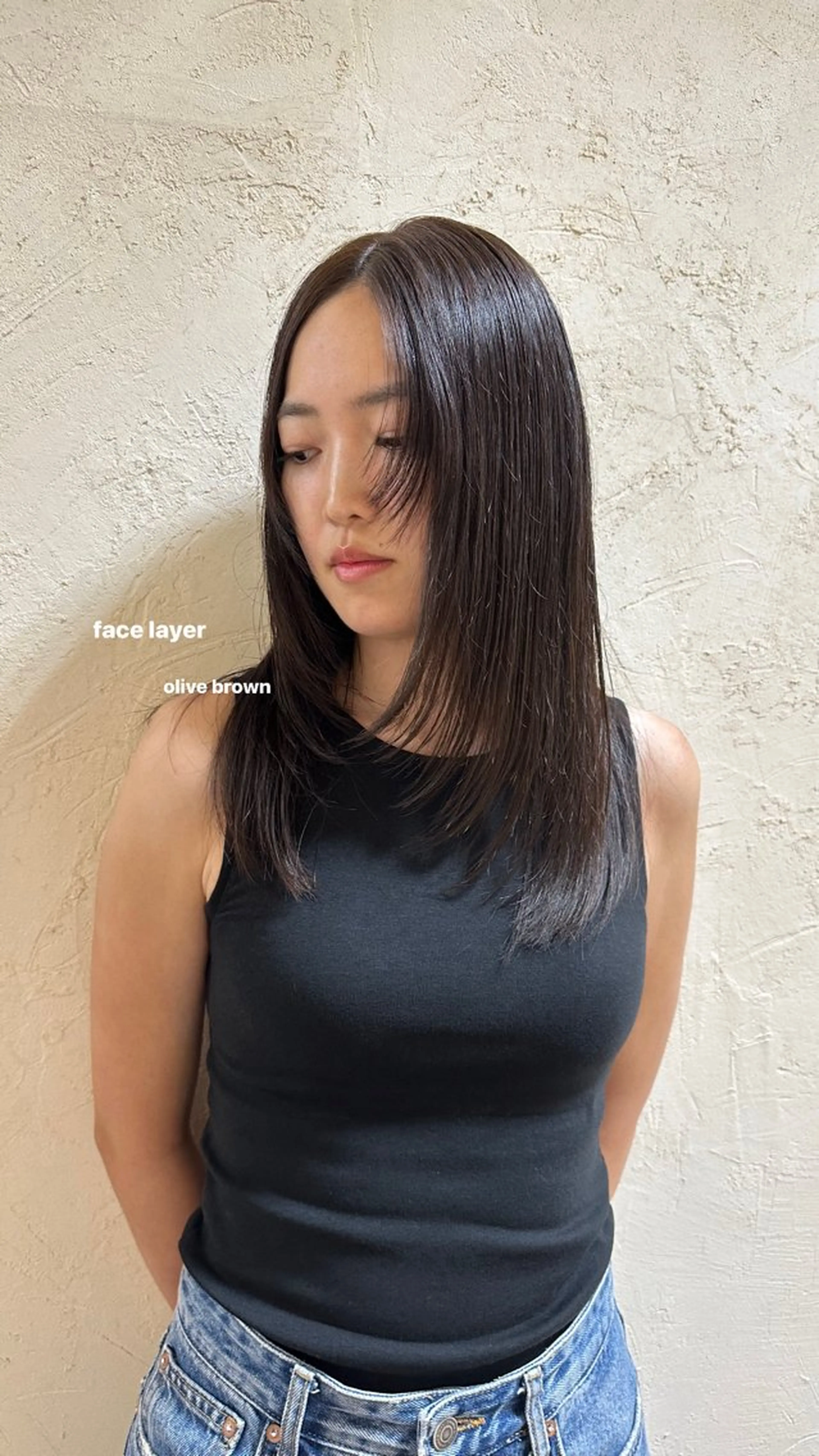 セミロング カラー v-lab studio所属・韓国レイヤーカット/ 艶カラー/ noaのヘアスタイル