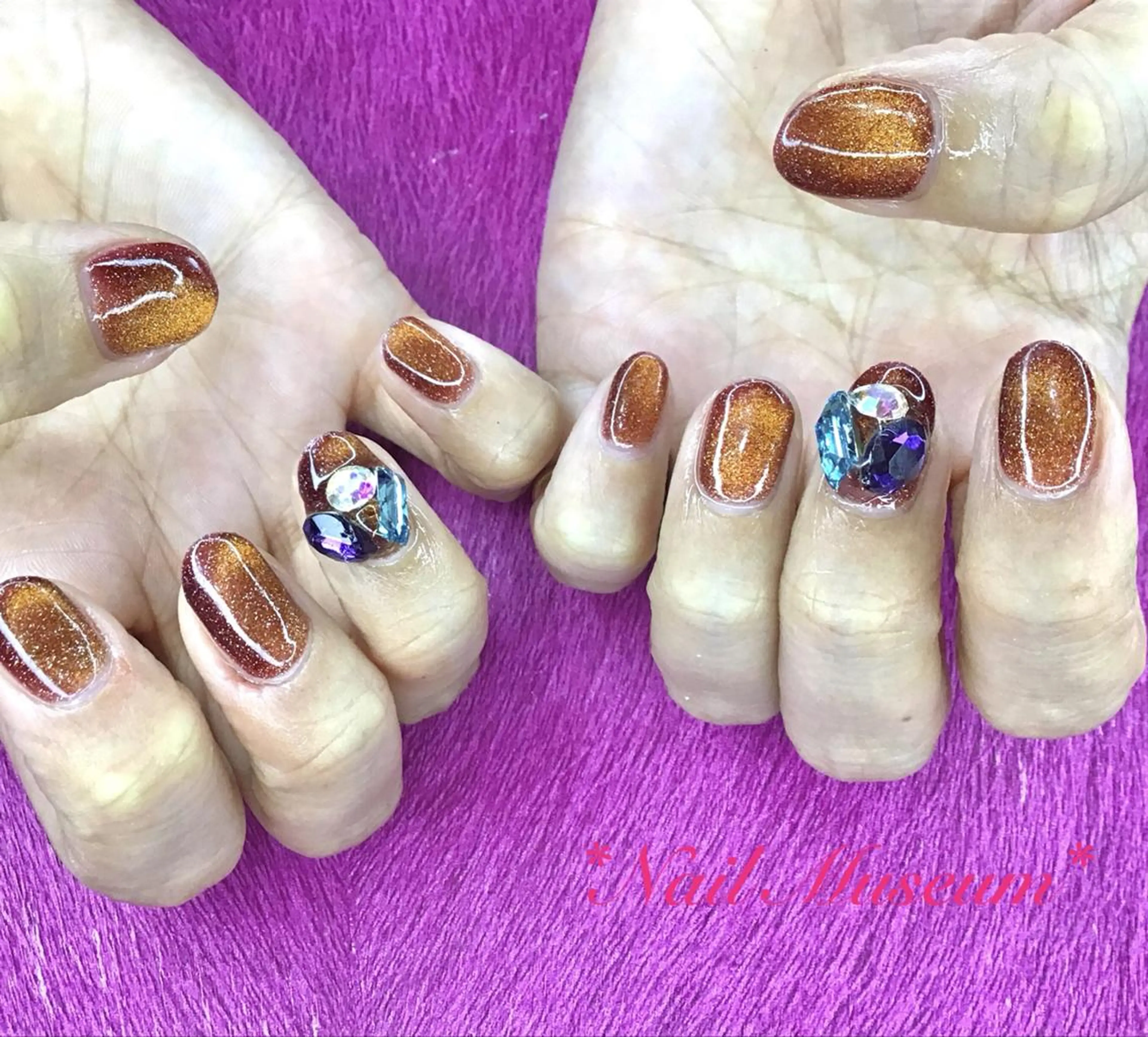 💛マグネット💛ワンカラーマグネット10本【ハンド】オフ無 ¥15400⇛¥10780の写真