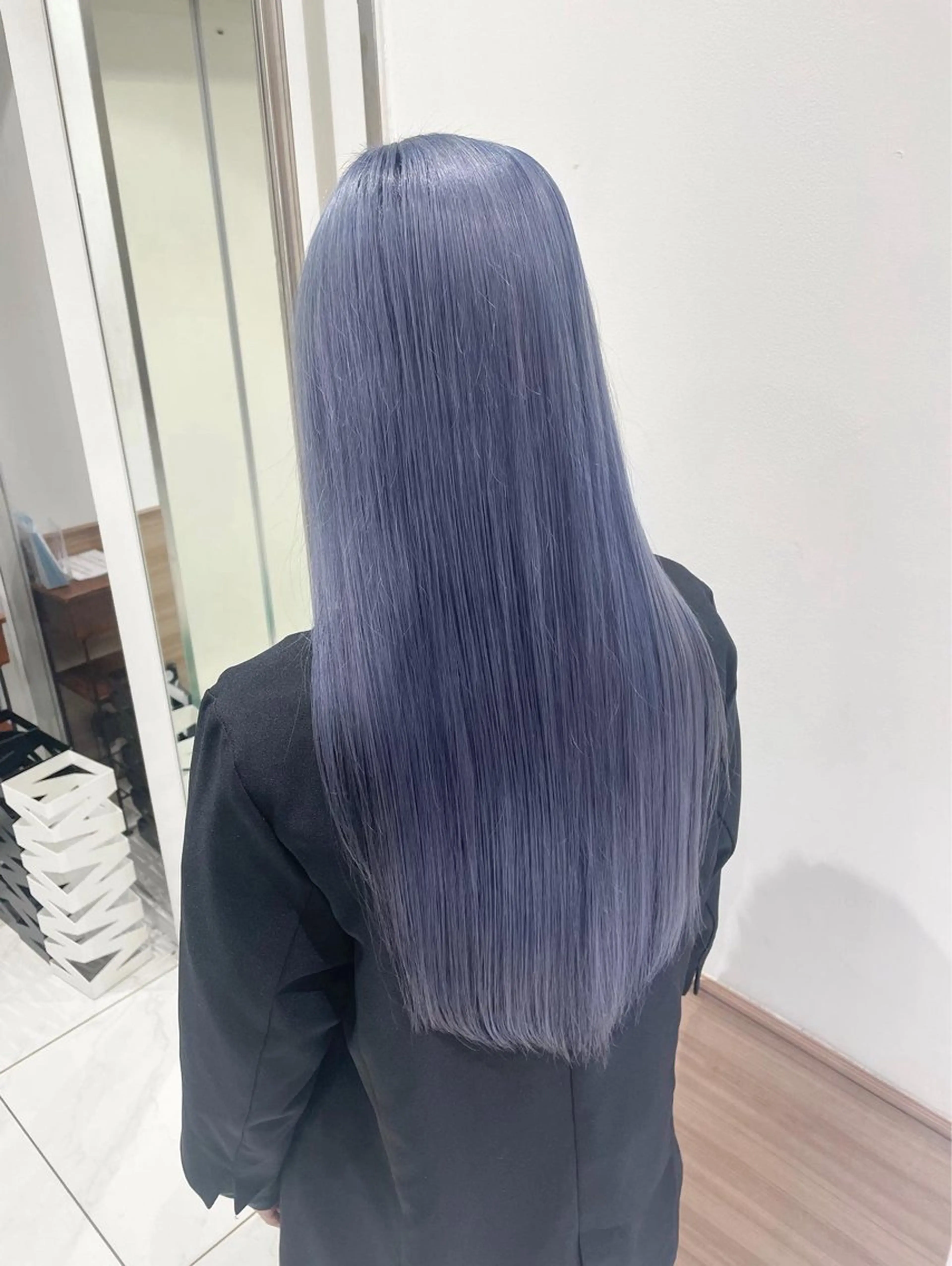 カラー 長尾菜々美🐰 ／ハイトーンカラーのヘアスタイル