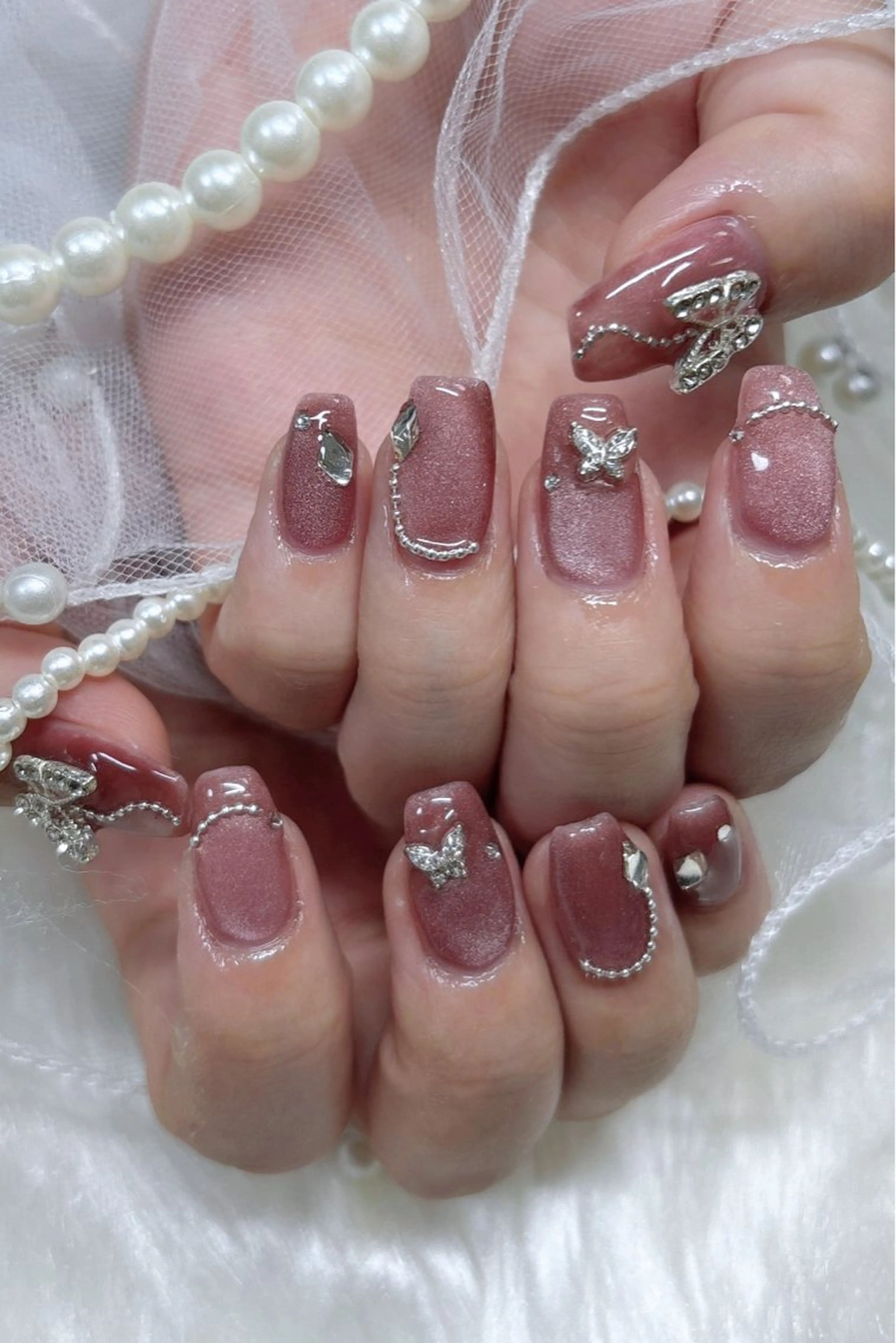 ネイル ハンドネイル ☁️ ゆい 🧸💛のネイルデザイン