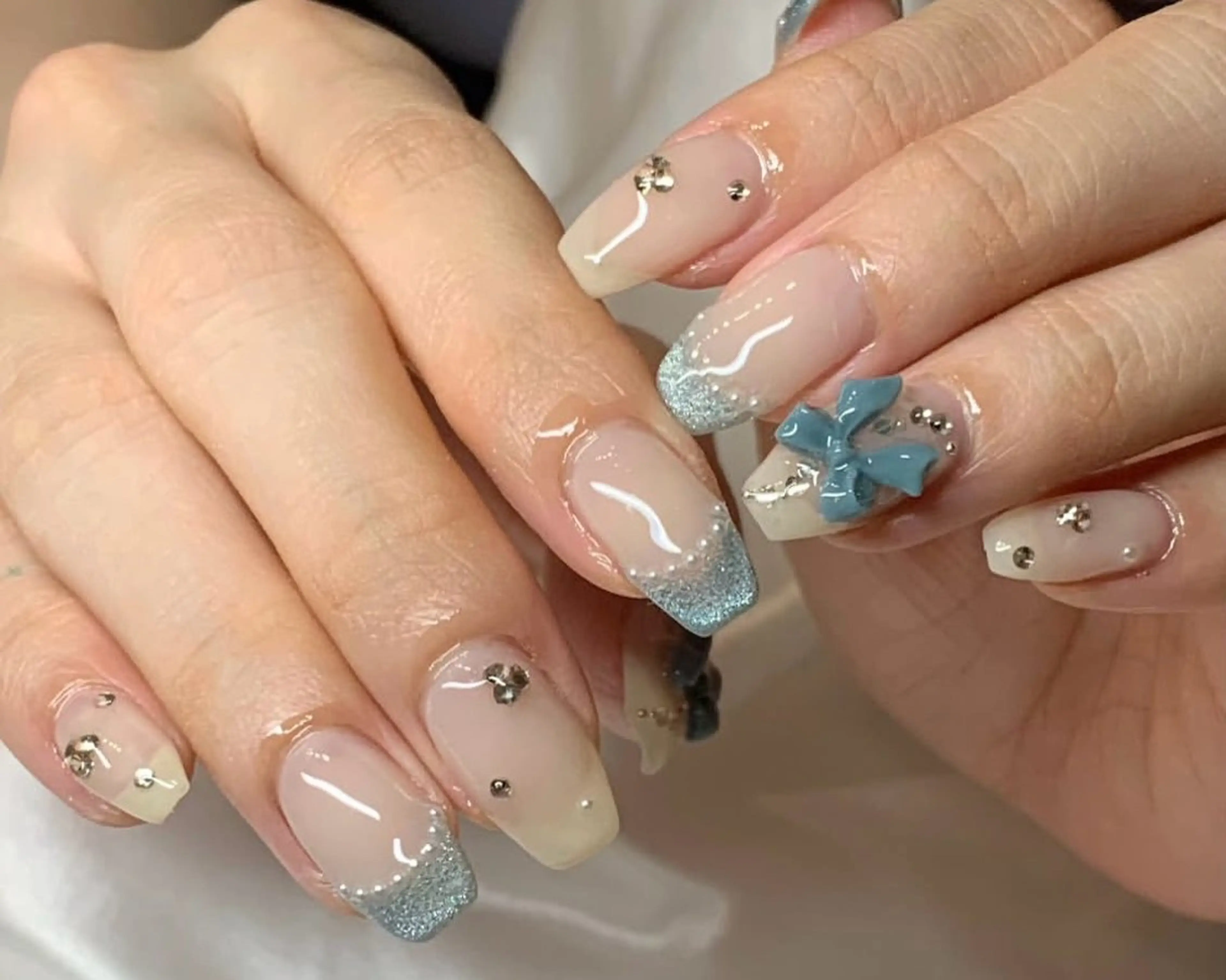 ロング ハンドネイル フットネイル 竹下 凌香のネイルデザイン