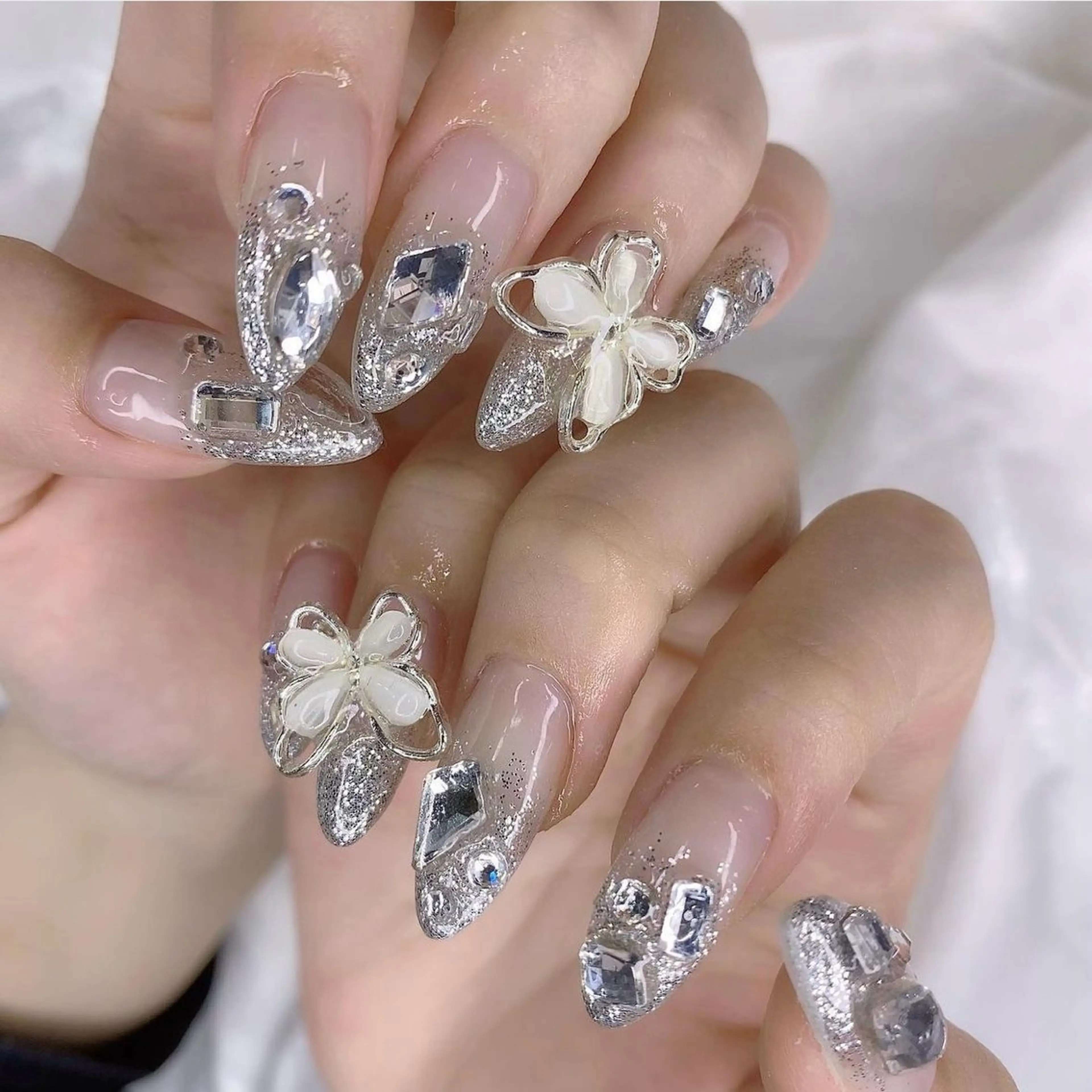 ネイル 渋谷ビュレネイル Kaoruのネイルデザイン