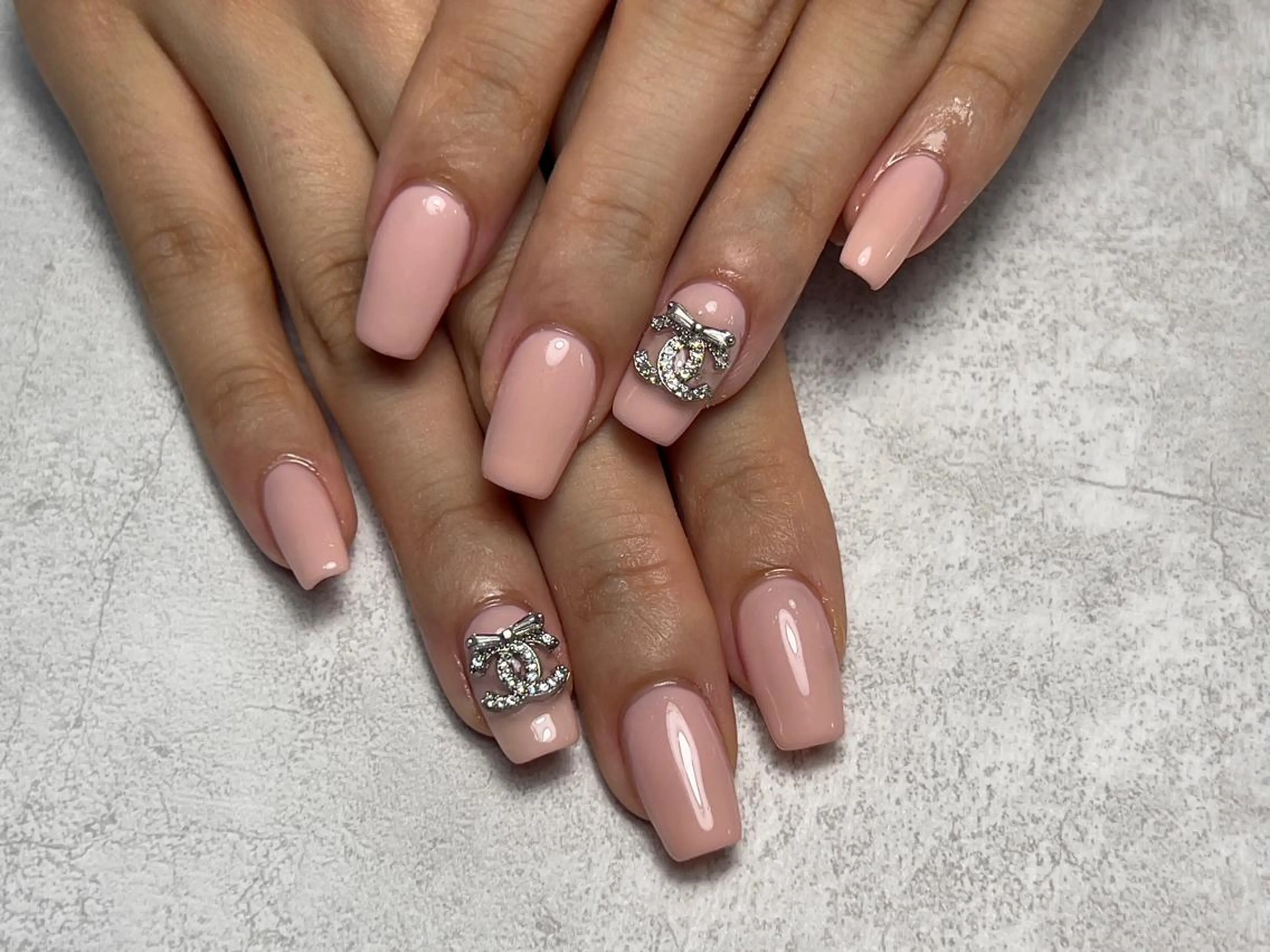 ネイル lucky nail 歌舞伎町のネイルデザイン