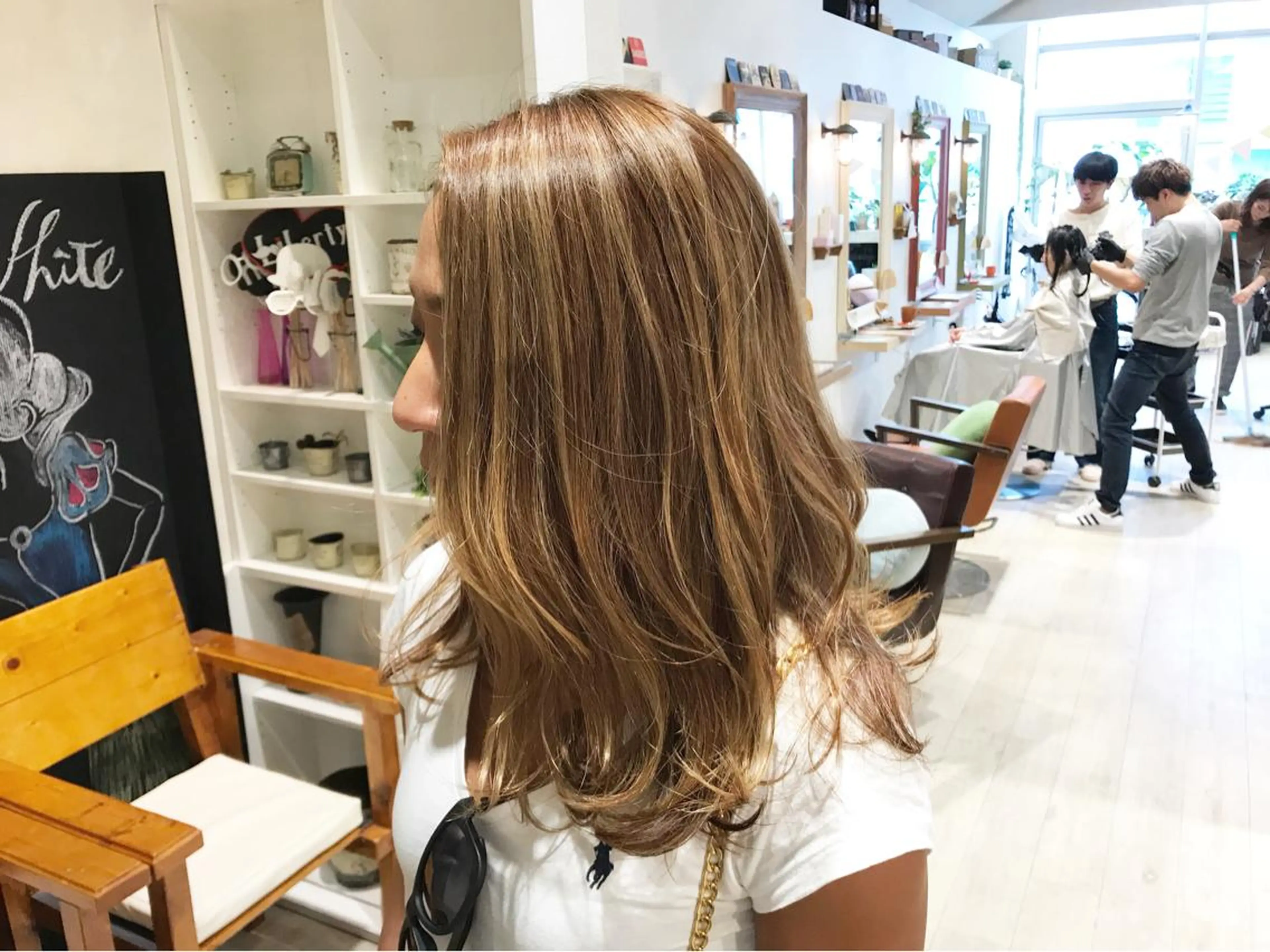 セミロング カラー ハイライトカラー ハイライト メンズ指名多数!! SiLO 田島のヘアスタイル