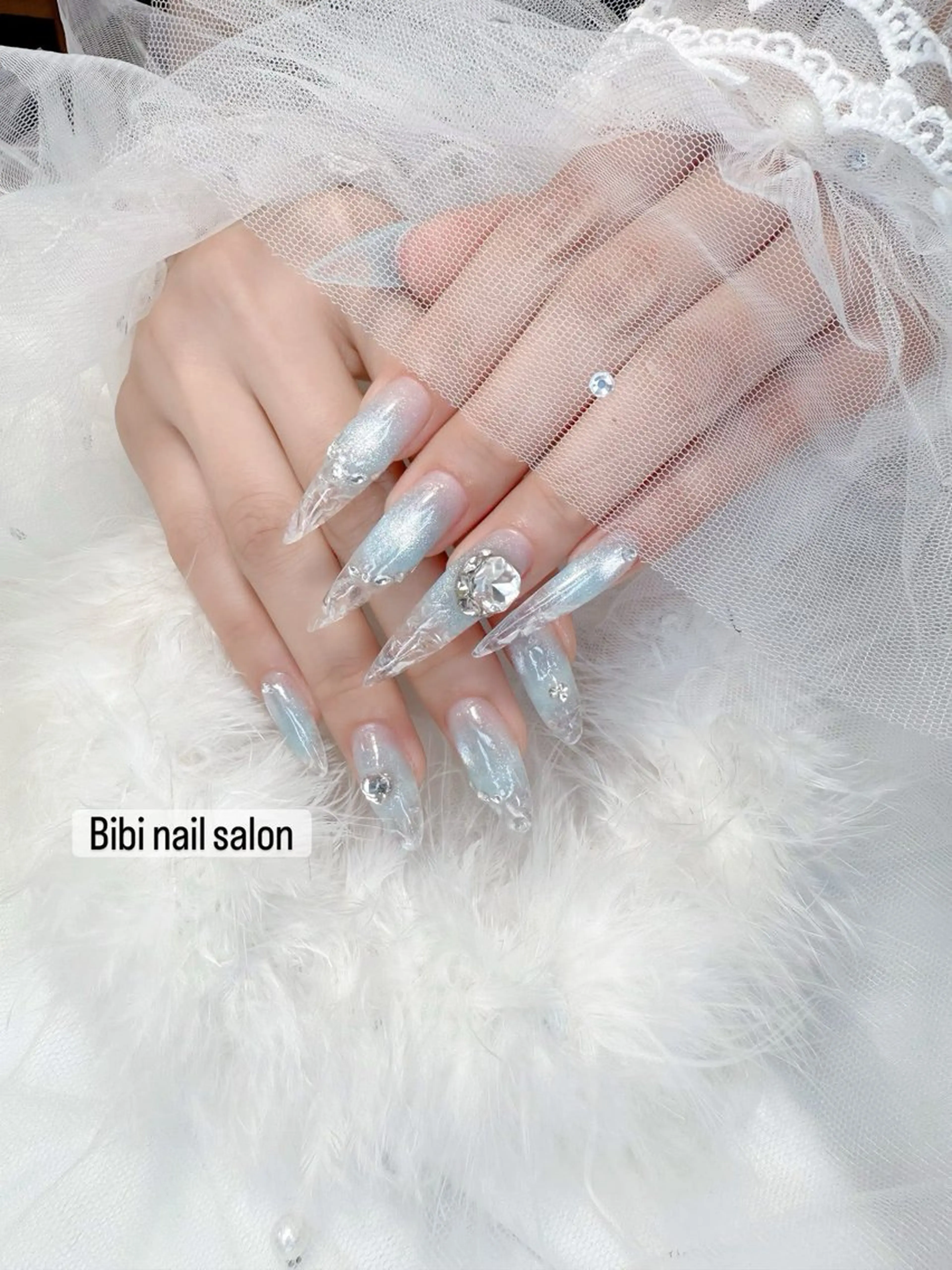 ロング カラー ハンドネイル Chann Channのネイルデザイン