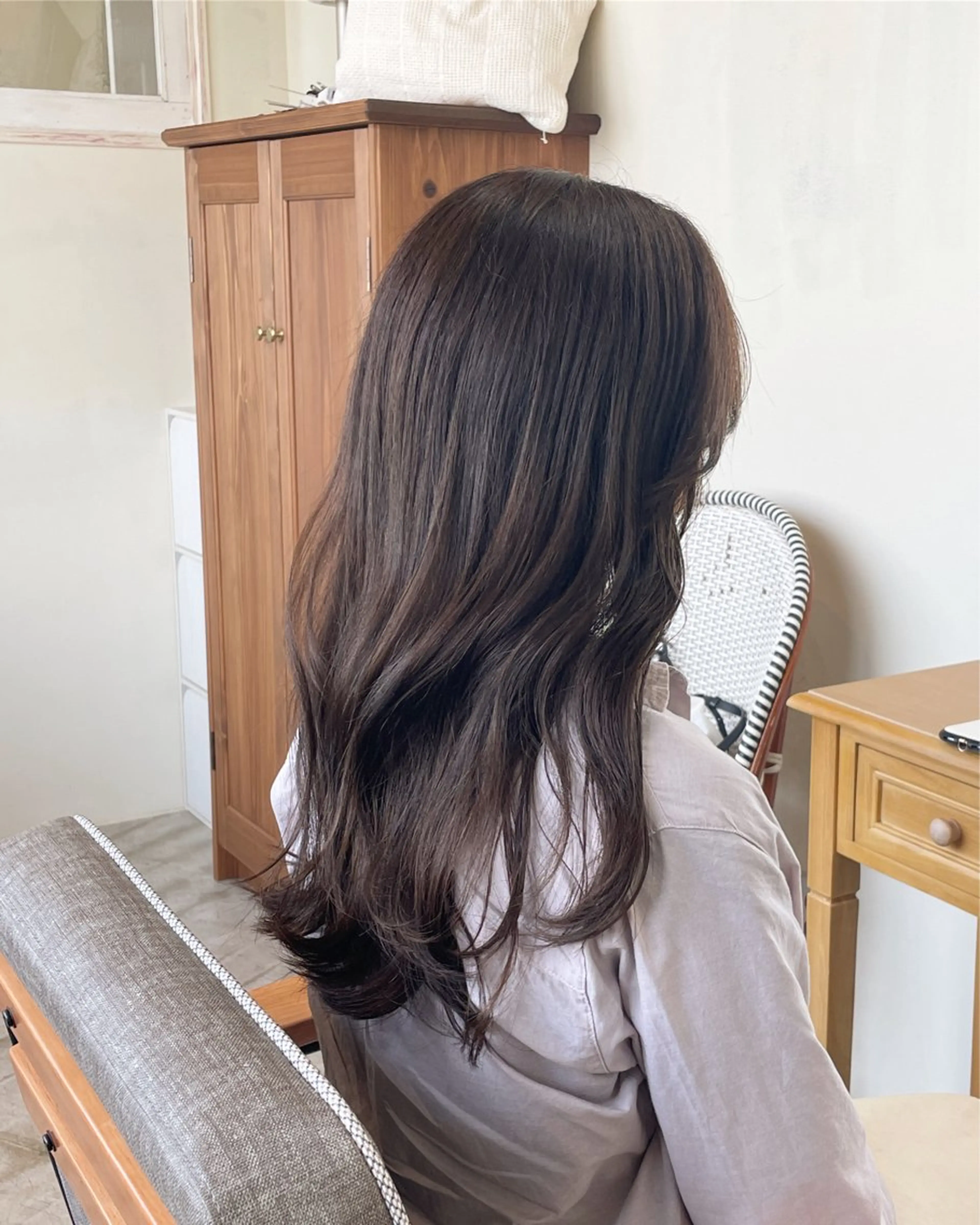 セミロング 🍋透け感カラー🍃 オリーブ🍐Kahoのヘアスタイル