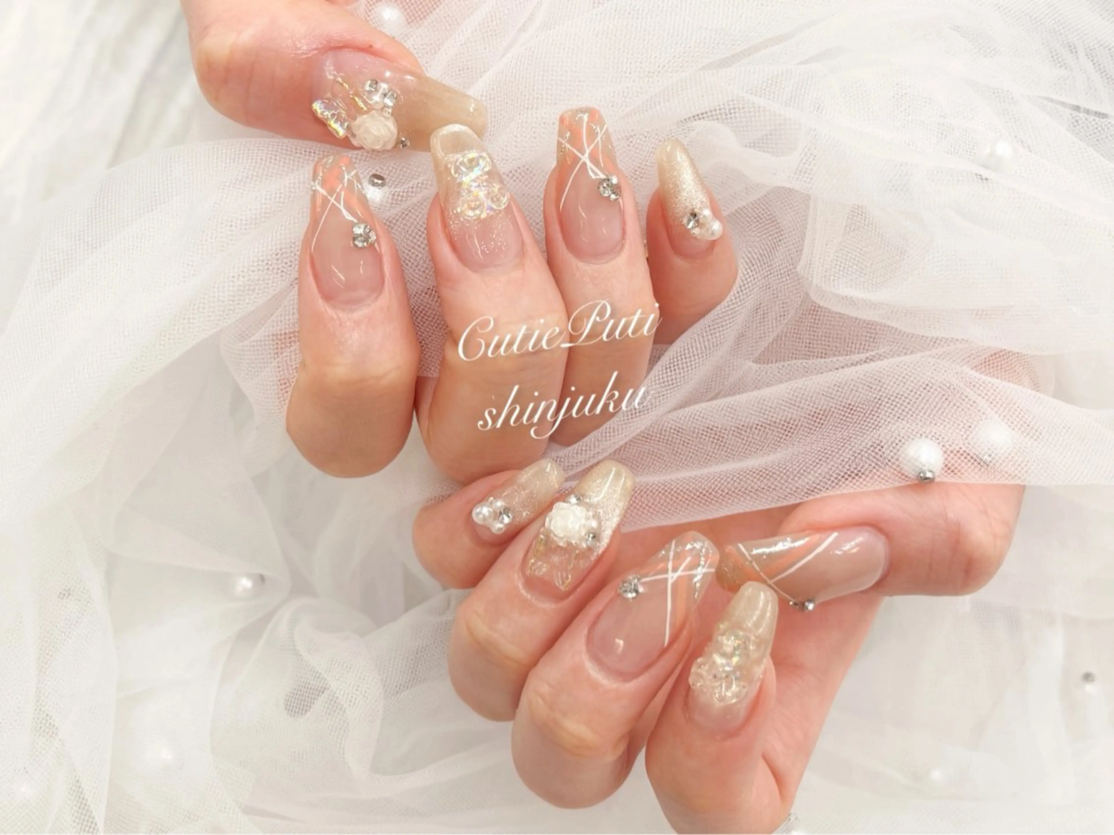 ネイル ロングネイル マグネットネイル 春ネイル NailSalon CutiePutiのネイルデザイン