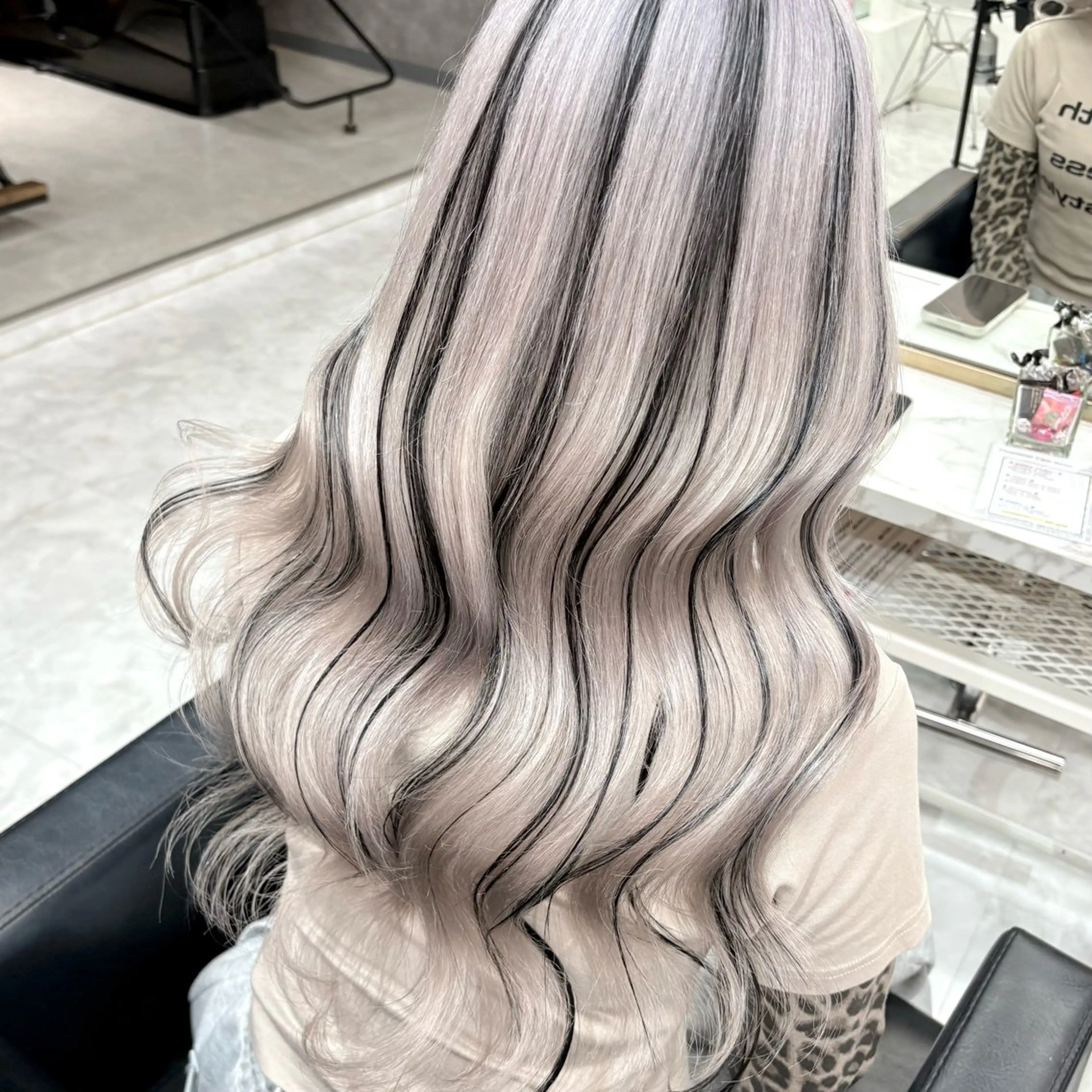 ロング エクステ カット エクステ ヘアセット 𝐠𝐢𝐫𝐥𝐲 𝐦𝐨𝐝𝐞🖤のヘアスタイル