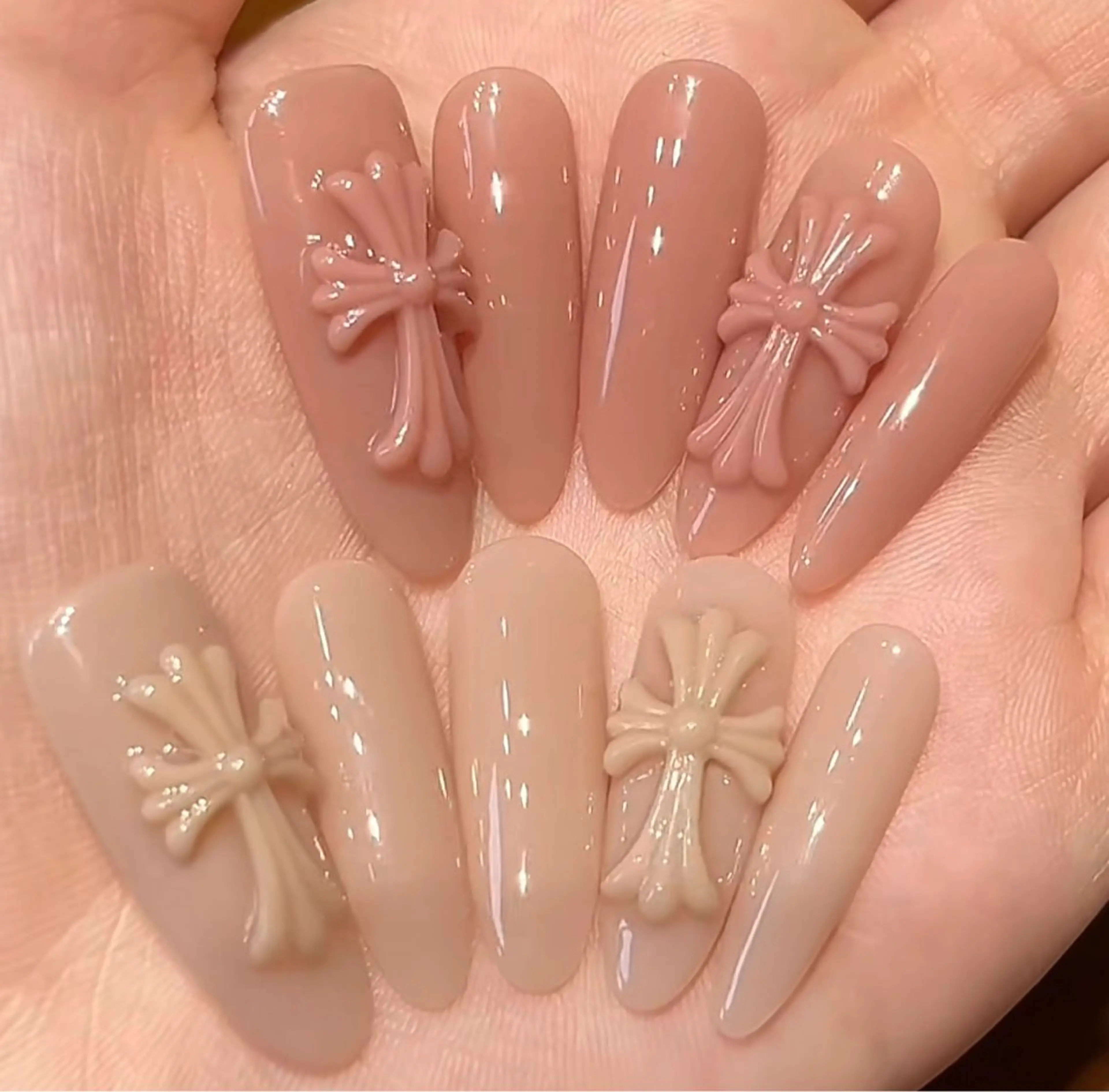 ネイル UMI ネイルサロン新宿🎀のネイルデザイン